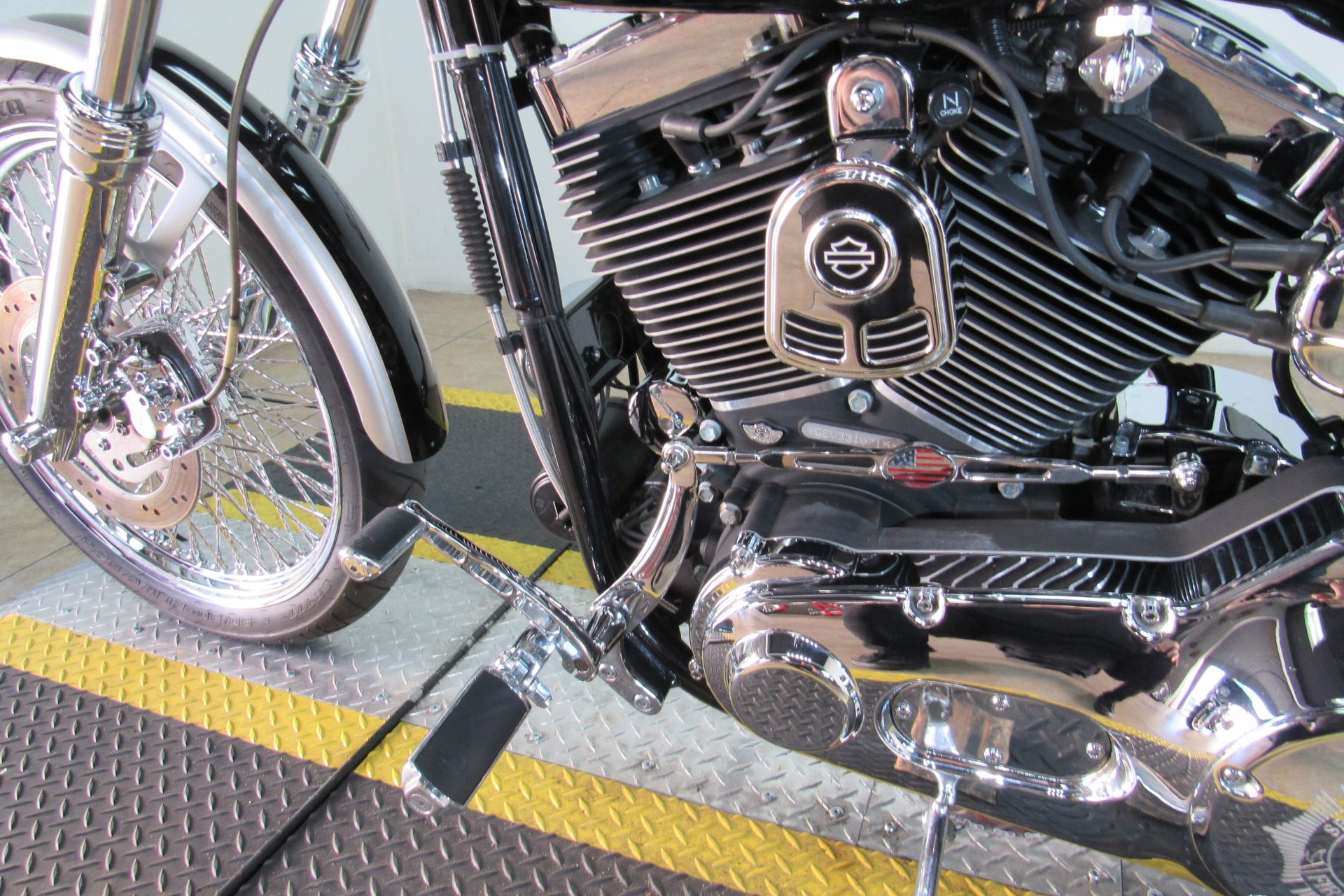 2003 Harley-Davidson FXDWG Dyna Wide Glide® in Temecula, California - Photo 18