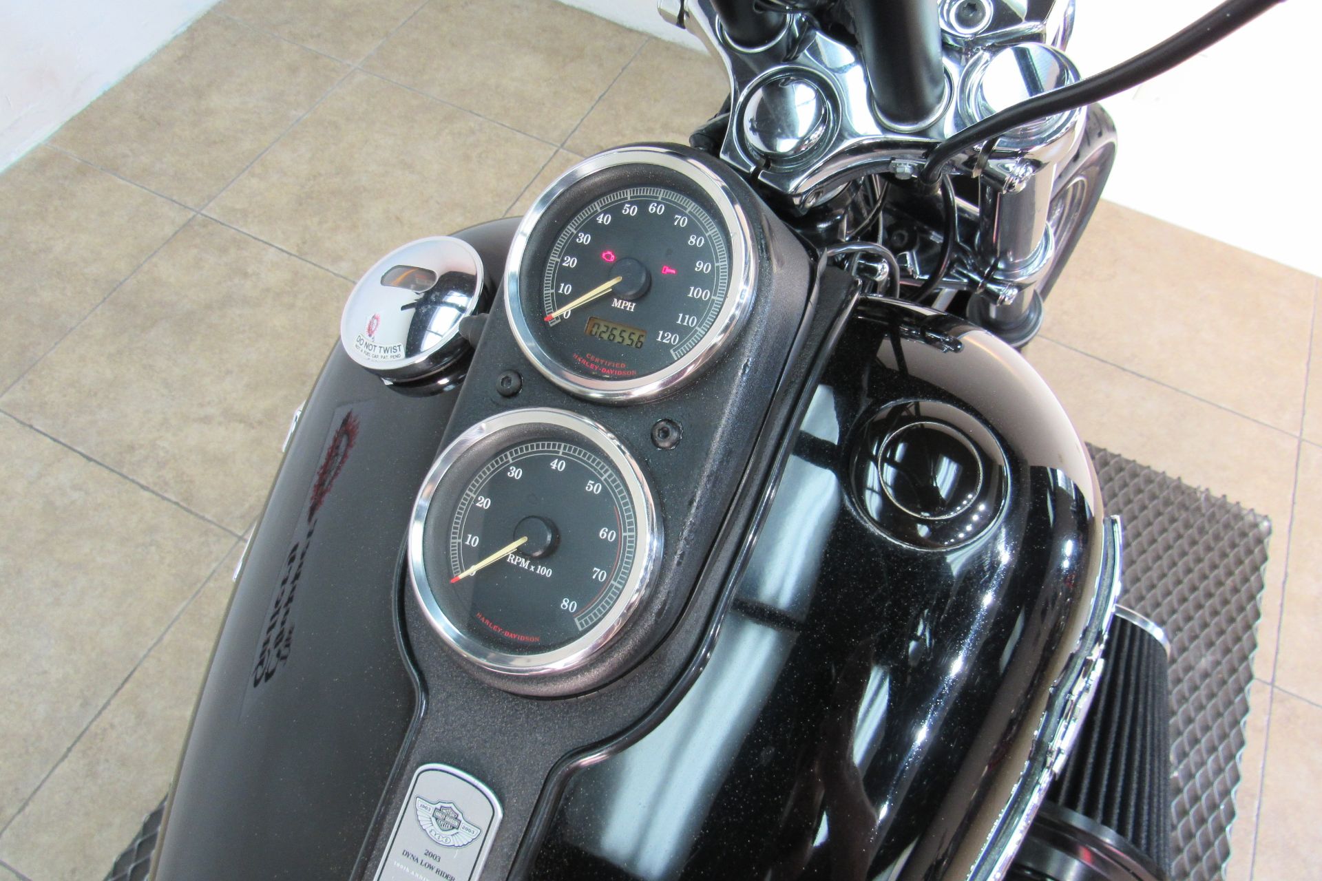 2003 Harley-Davidson FXDL Dyna Low Rider® in Temecula, California - Photo 25