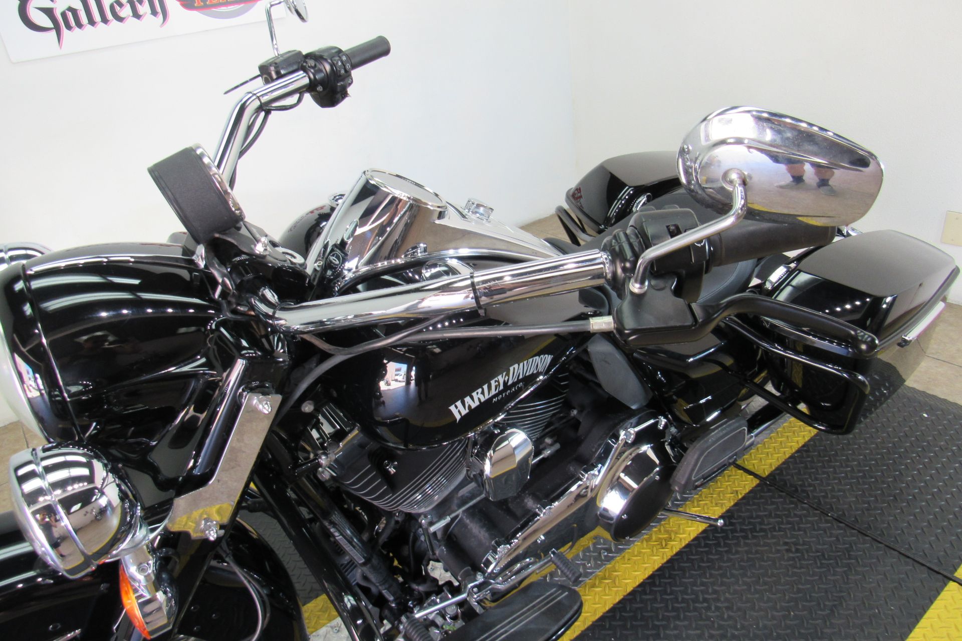 2014 Harley-Davidson Police Road King® in Temecula, California - Photo 8