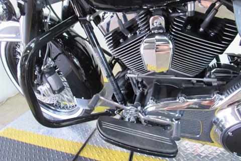 2014 Harley-Davidson Police Road King® in Temecula, California - Photo 16