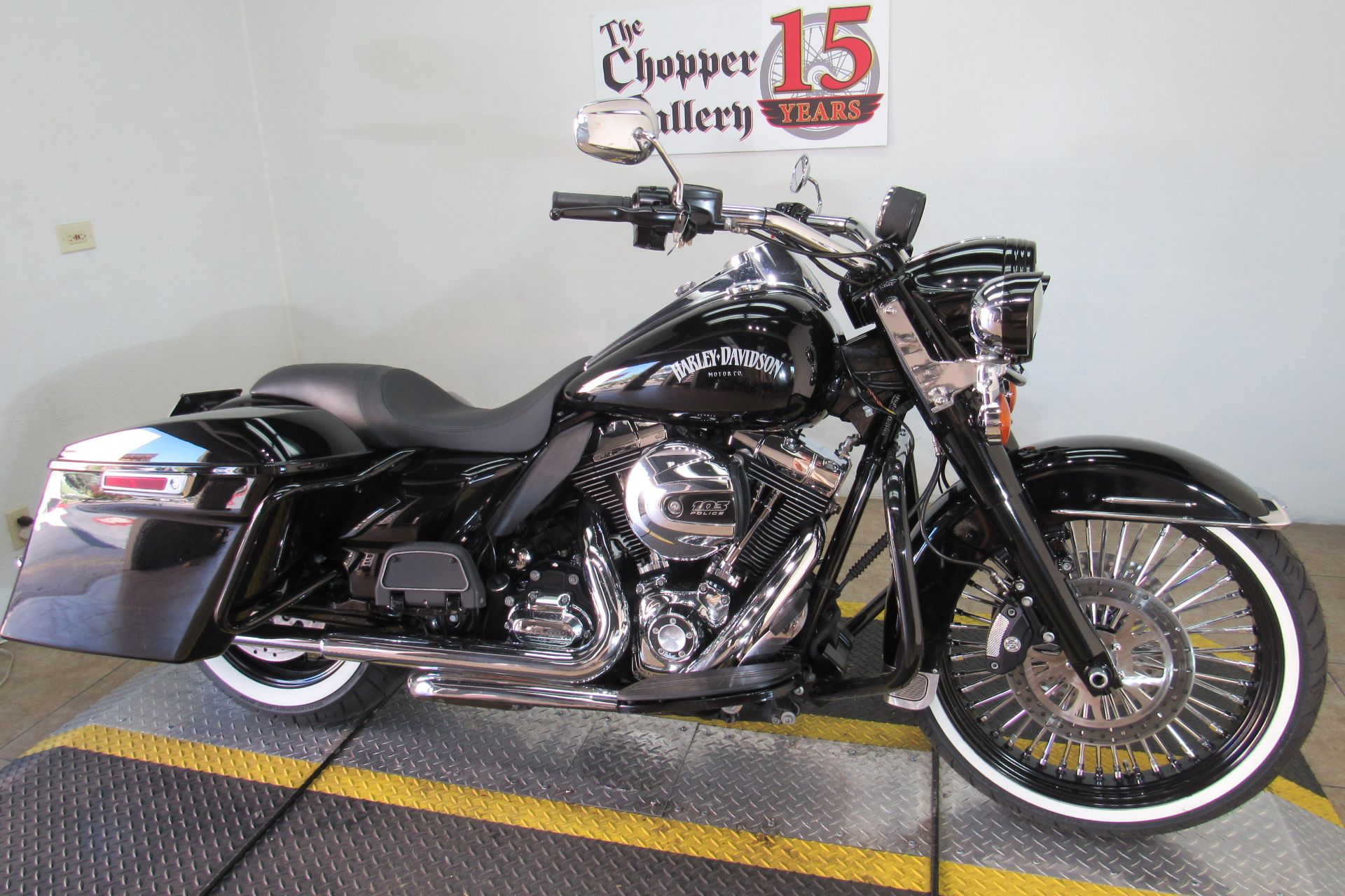 2014 Harley-Davidson Police Road King® in Temecula, California - Photo 5