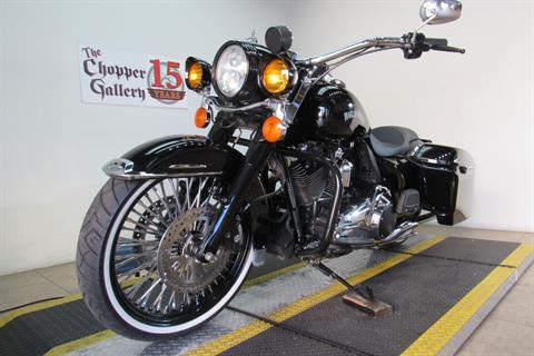 2014 Harley-Davidson Police Road King® in Temecula, California - Photo 33