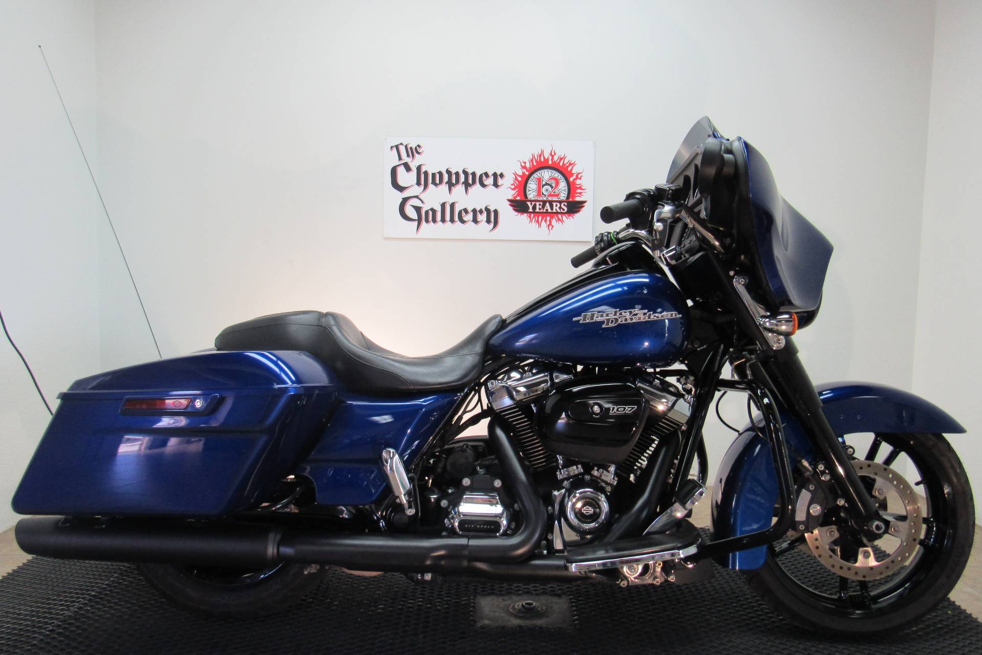 street glide chopper