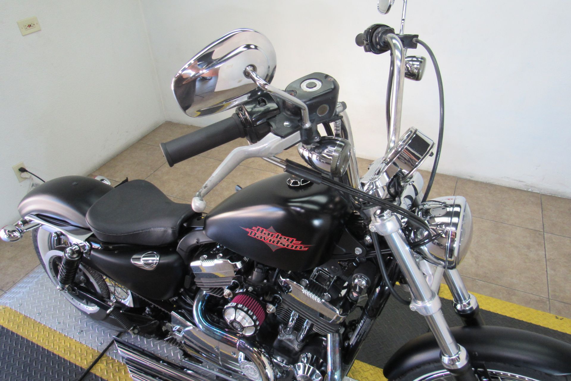 2012 Harley-Davidson Sportster® Seventy-Two™ in Temecula, California - Photo 22
