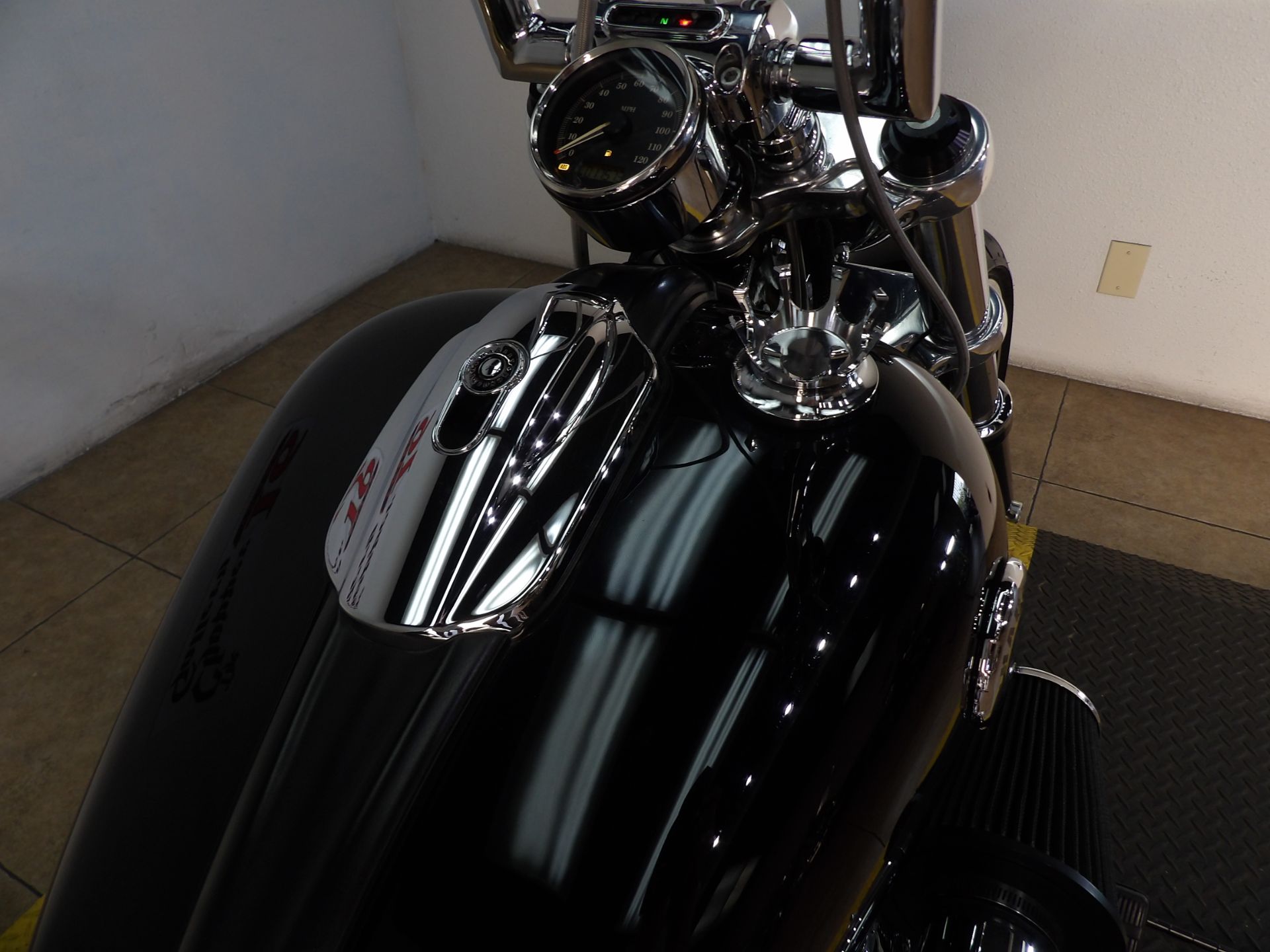 2015 Harley-Davidson Breakout® in Temecula, California - Photo 26