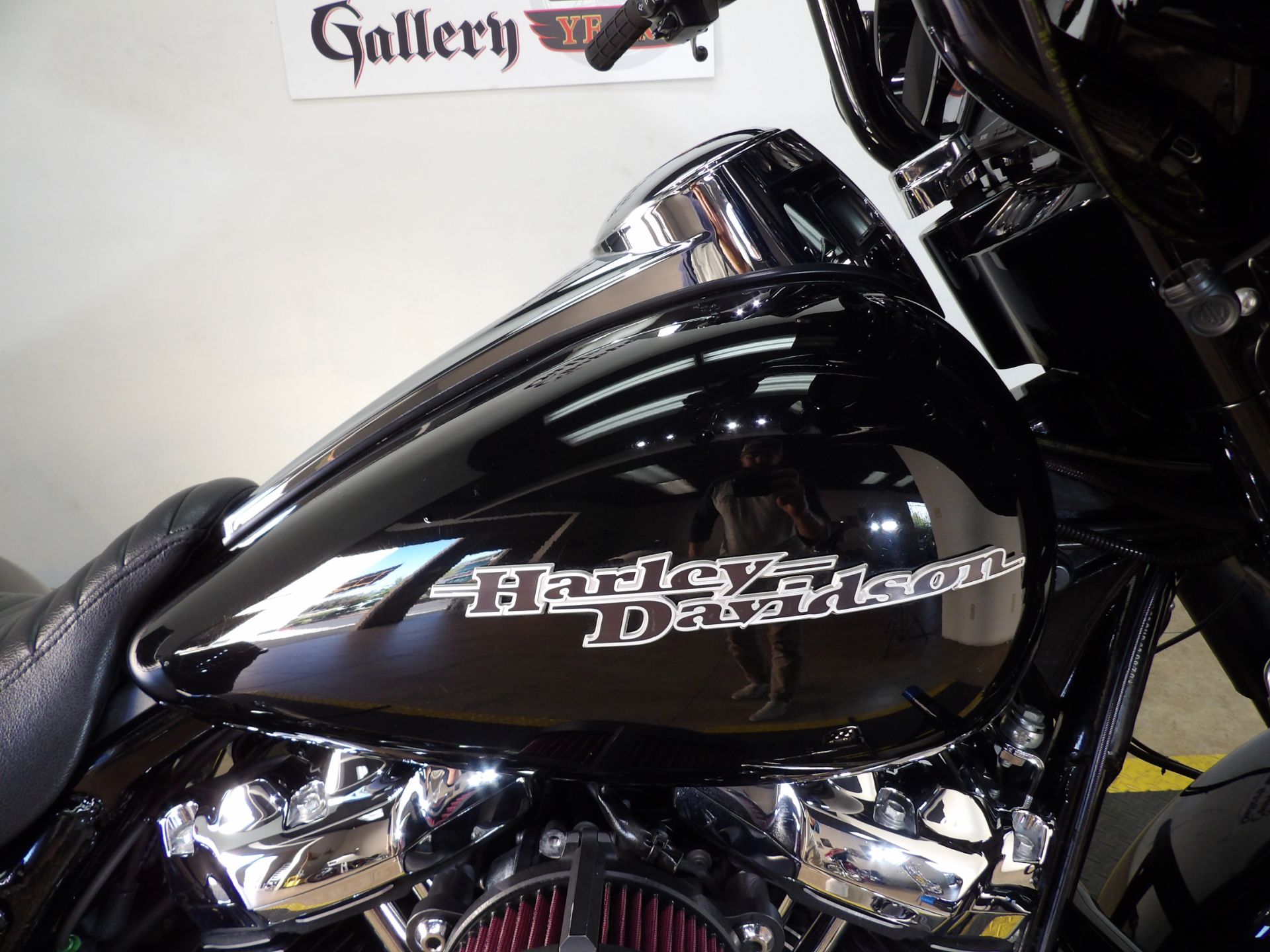 2017 Harley-Davidson Street Glide® Special in Temecula, California - Photo 13