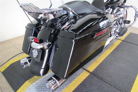 2017 Harley-Davidson Street Glide® Special in Temecula, California - Photo 32