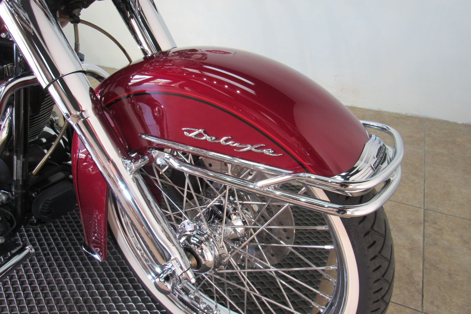 2006 Harley-Davidson Softail® Deluxe in Temecula, California - Photo 19
