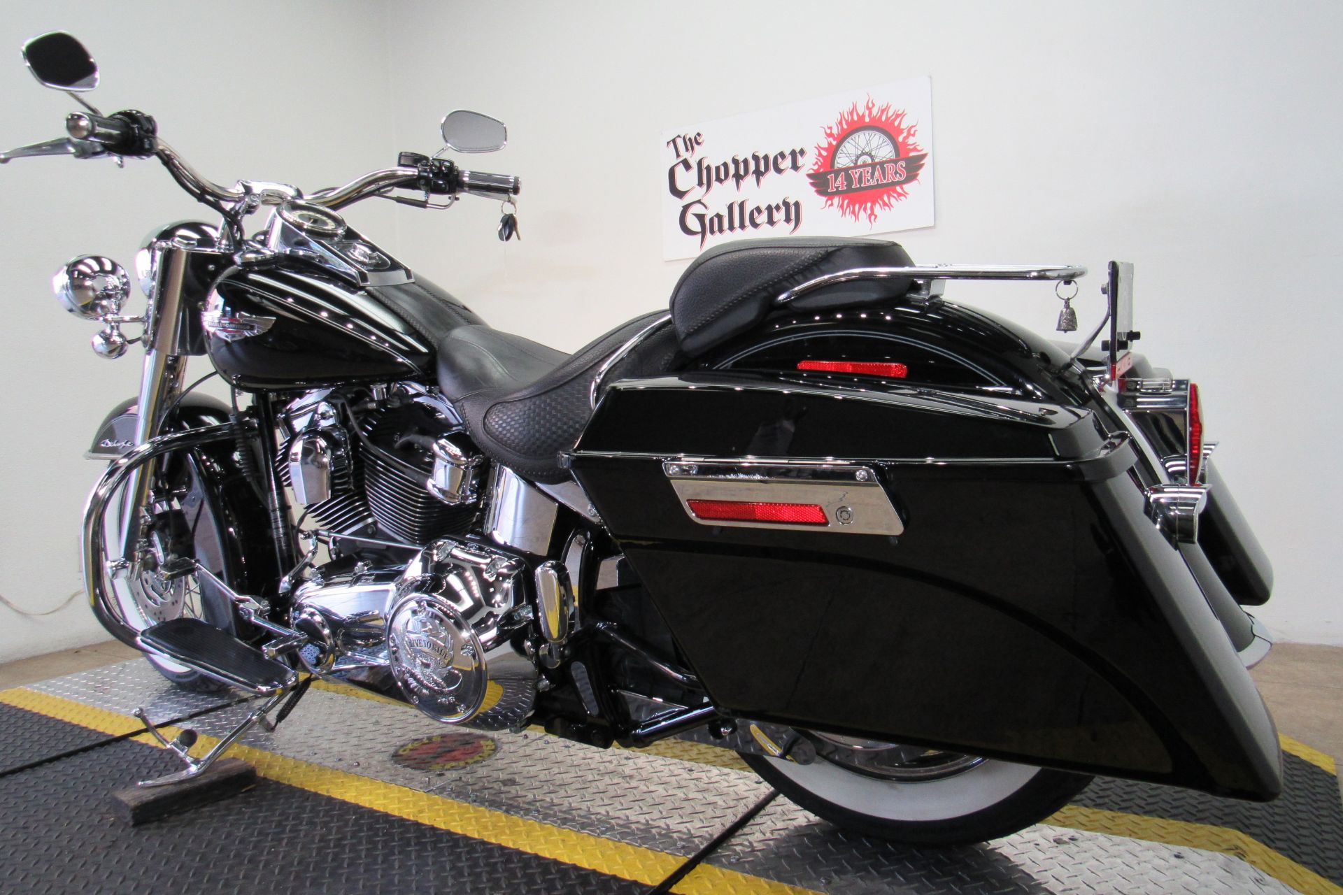 2010 Harley-Davidson Softail® Deluxe in Temecula, California - Photo 36