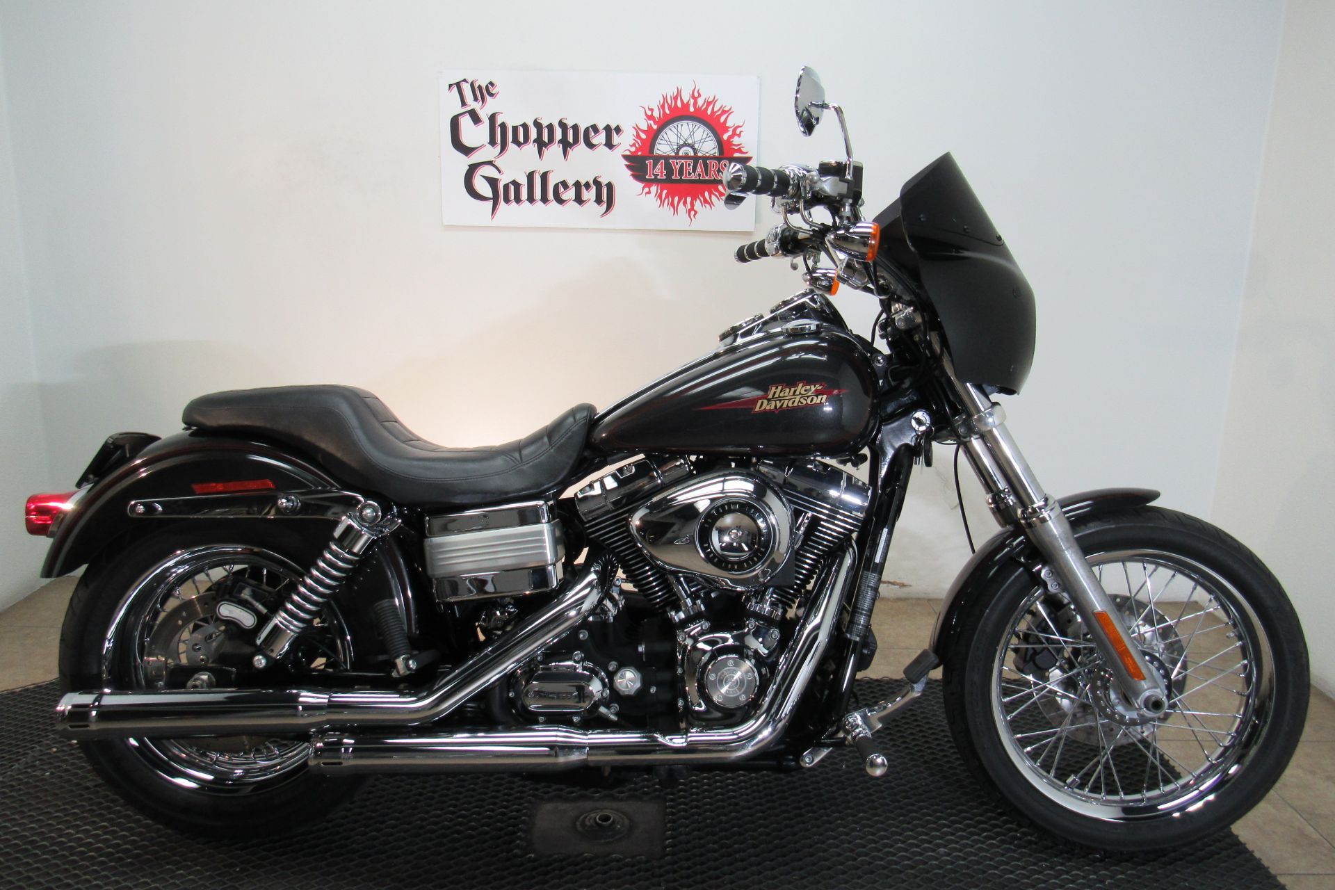 2009 Harley-Davidson Dyna® Low Rider® in Temecula, California - Photo 3