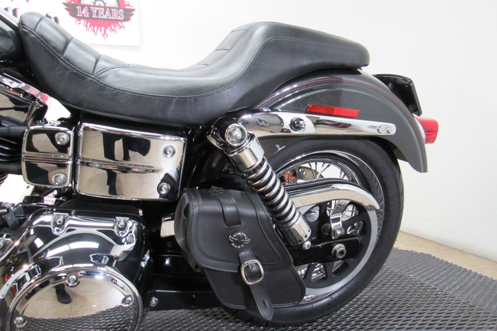 2009 Harley-Davidson Dyna® Low Rider® in Temecula, California - Photo 31