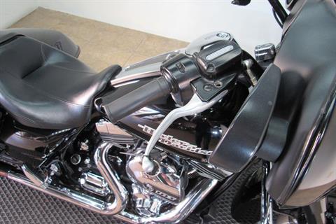2015 Harley-Davidson Street Glide® in Temecula, California - Photo 23