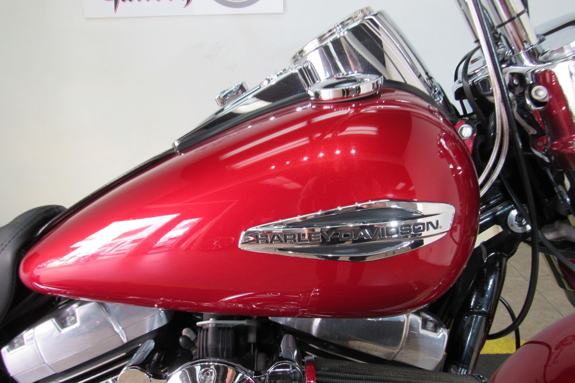 2012 Harley-Davidson Dyna® Switchback in Temecula, California - Photo 7