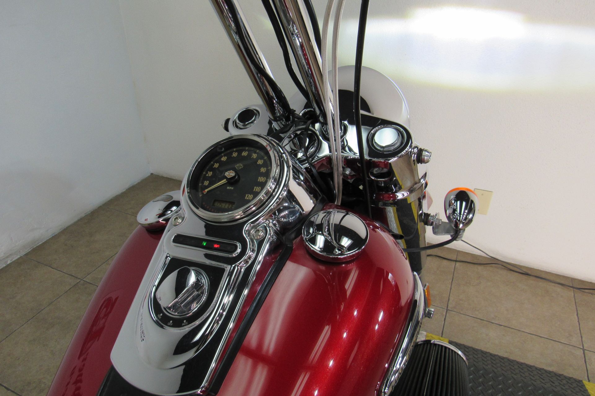 2012 Harley-Davidson Dyna® Switchback in Temecula, California - Photo 27