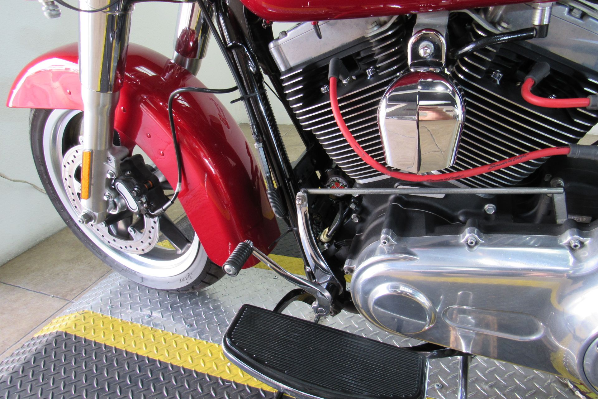 2012 Harley-Davidson Dyna® Switchback in Temecula, California - Photo 16