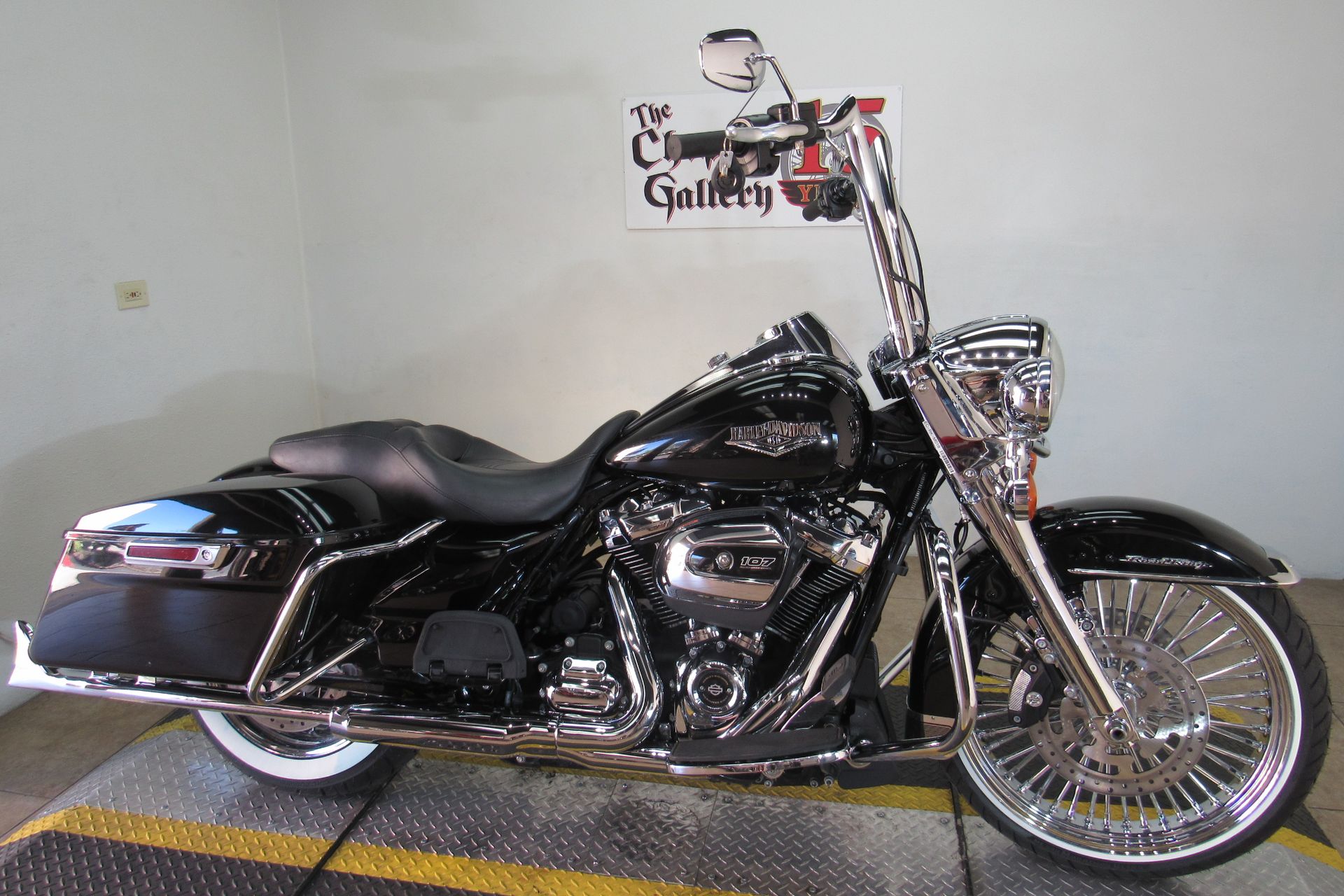 2021 Harley-Davidson Road King® in Temecula, California - Photo 3