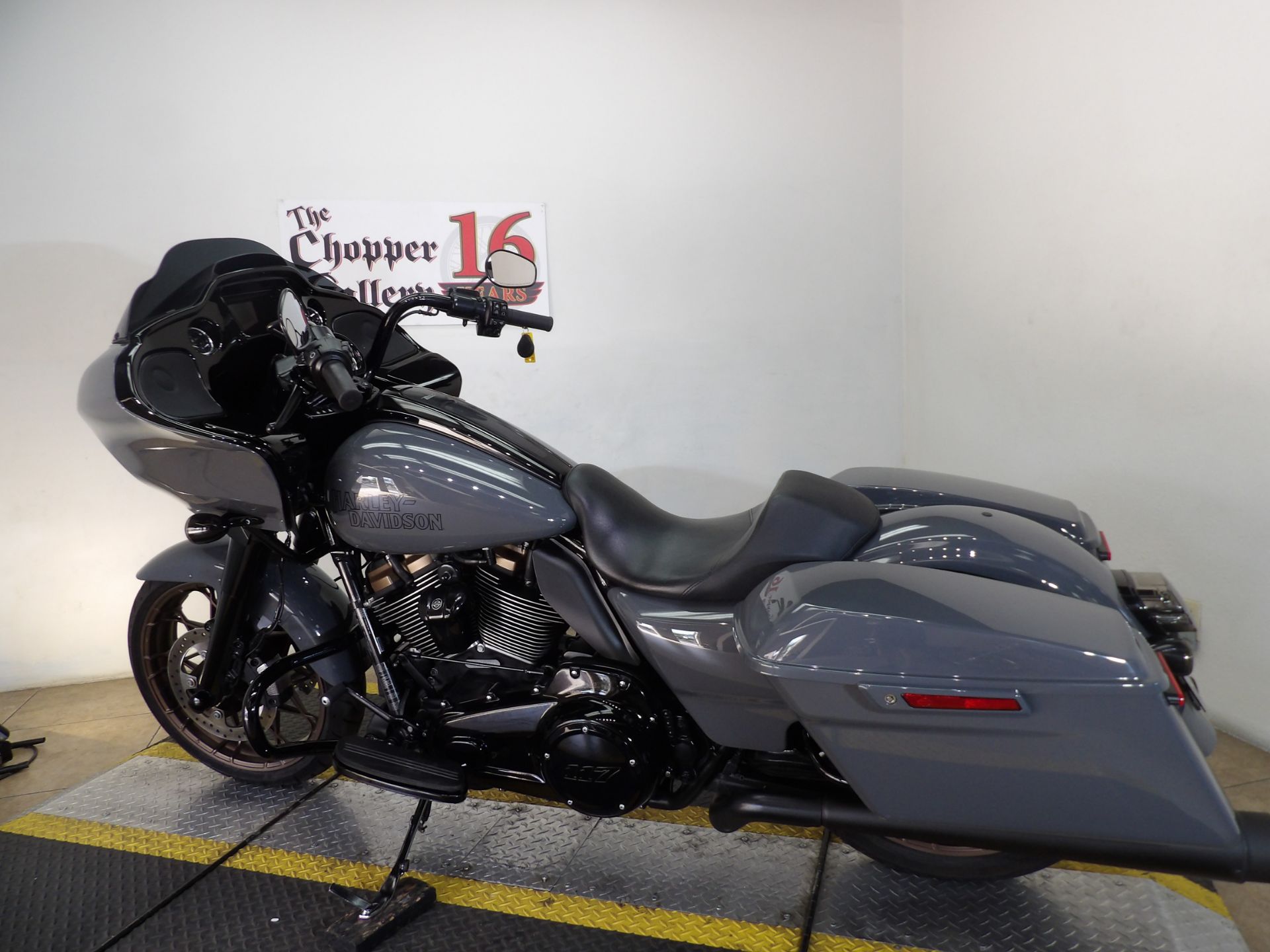 2022 Harley-Davidson Road Glide® ST in Temecula, California - Photo 3