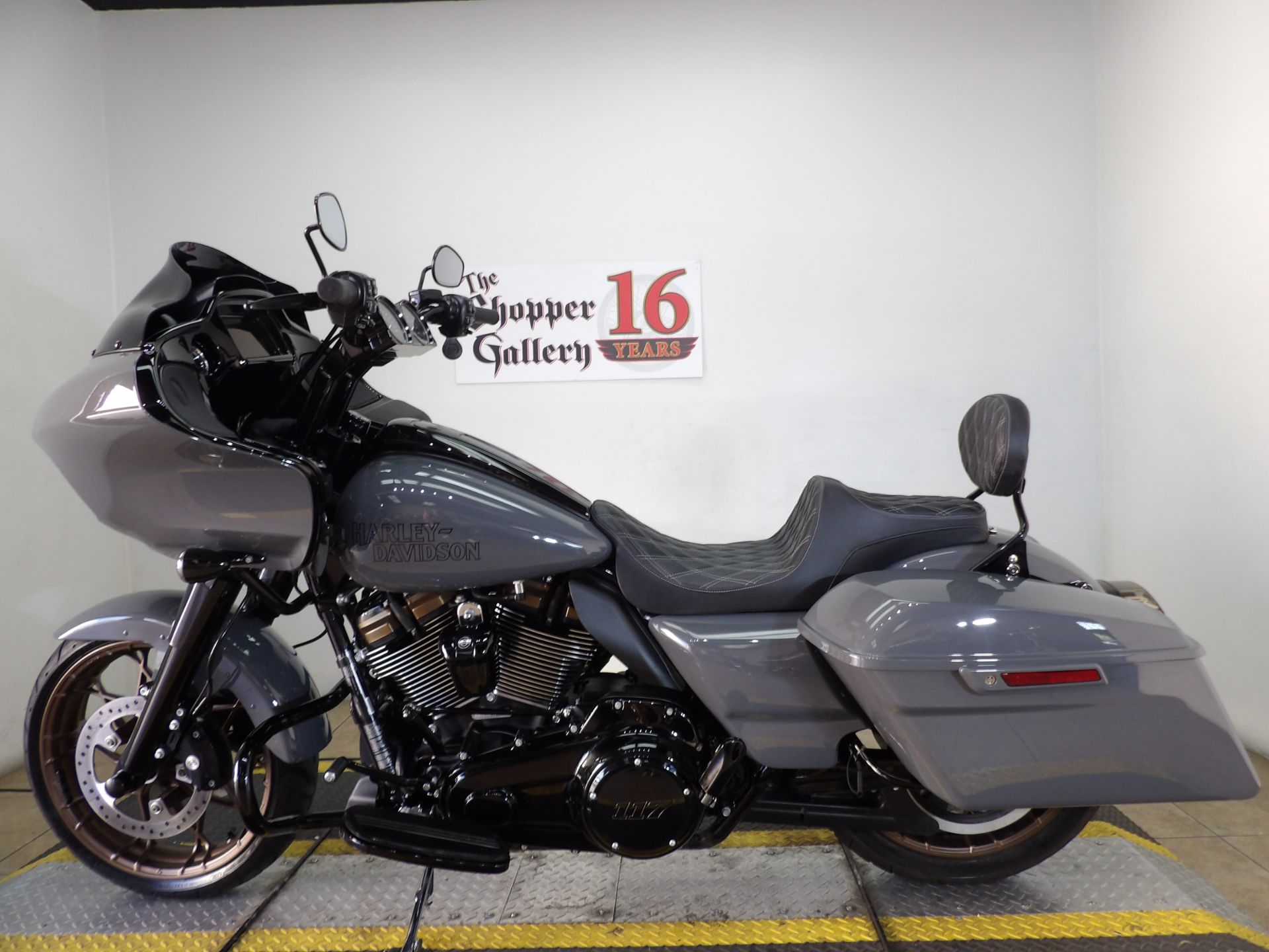 2022 Harley-Davidson Road Glide® ST in Temecula, California - Photo 2