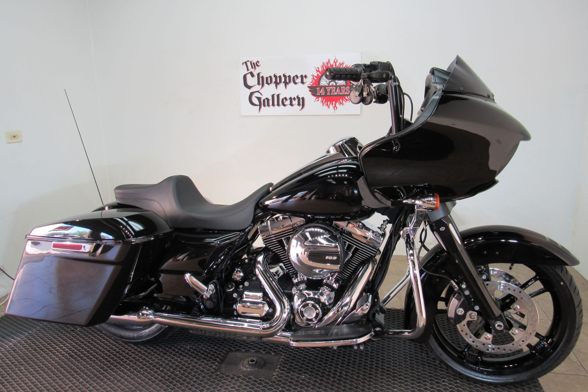 2015 Harley-Davidson Road Glide® Special in Temecula, California - Photo 3