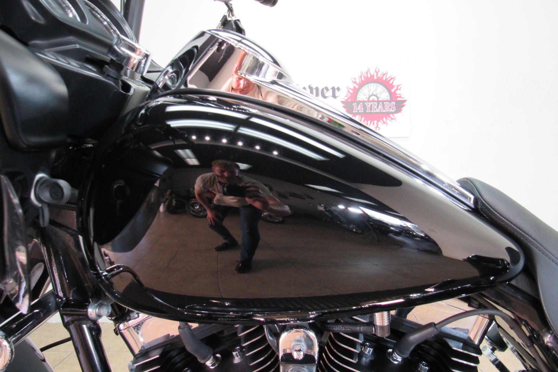 2015 Harley-Davidson Road Glide® Special in Temecula, California - Photo 8