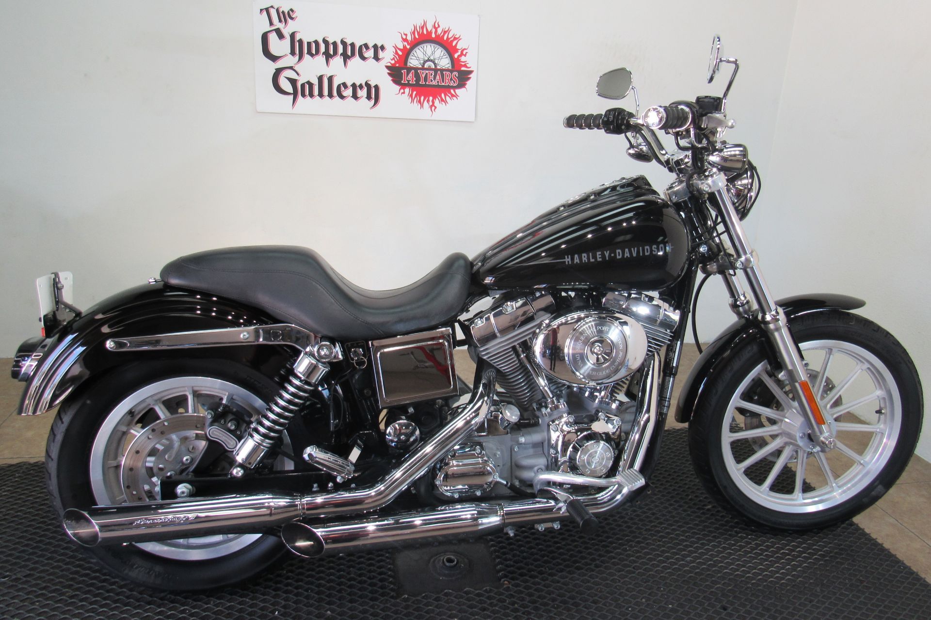 2005 Harley-Davidson FXDC/FXDCI Dyna  Super Glide® Custom in Temecula, California - Photo 5