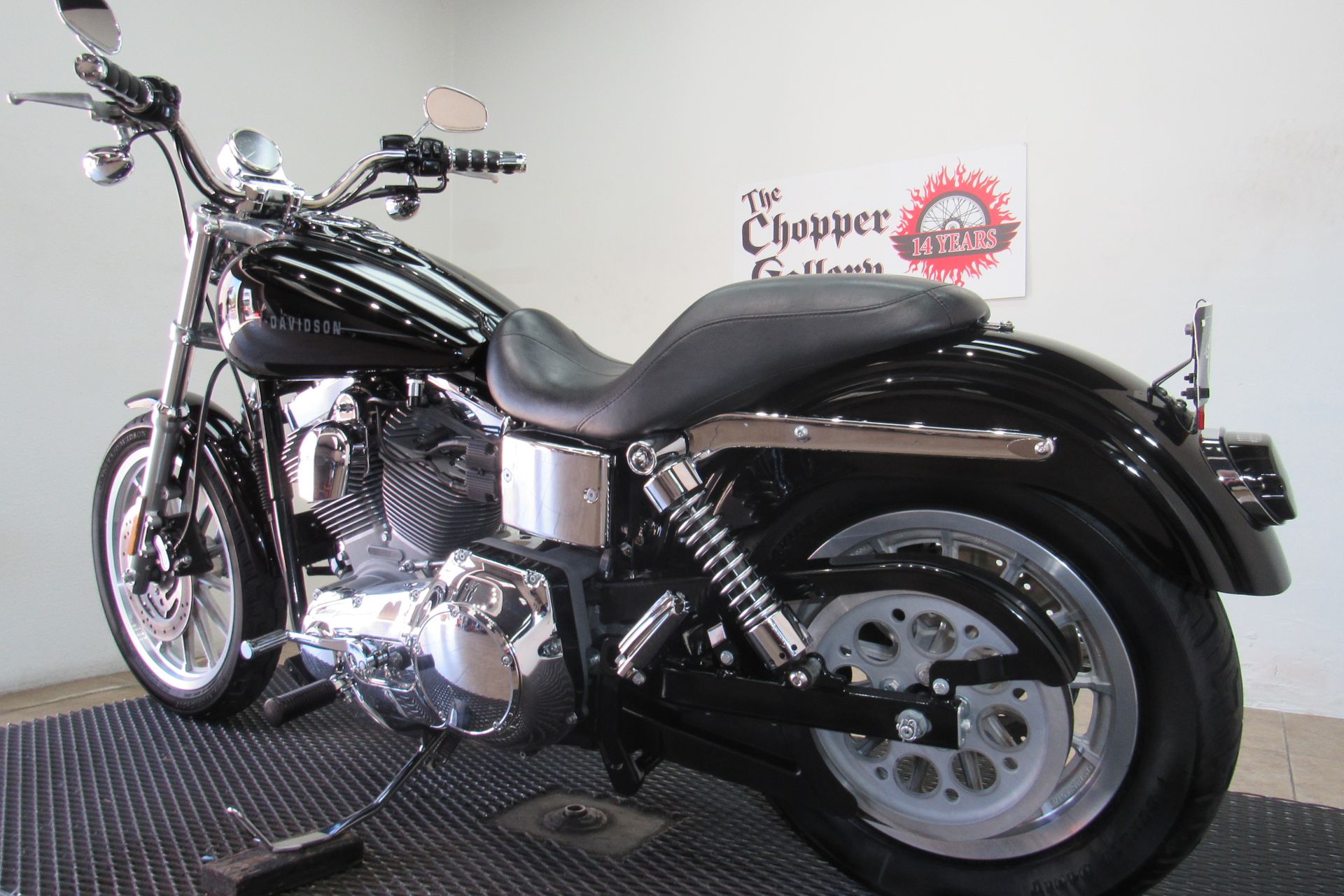 2005 Harley-Davidson FXDC/FXDCI Dyna  Super Glide® Custom in Temecula, California - Photo 33