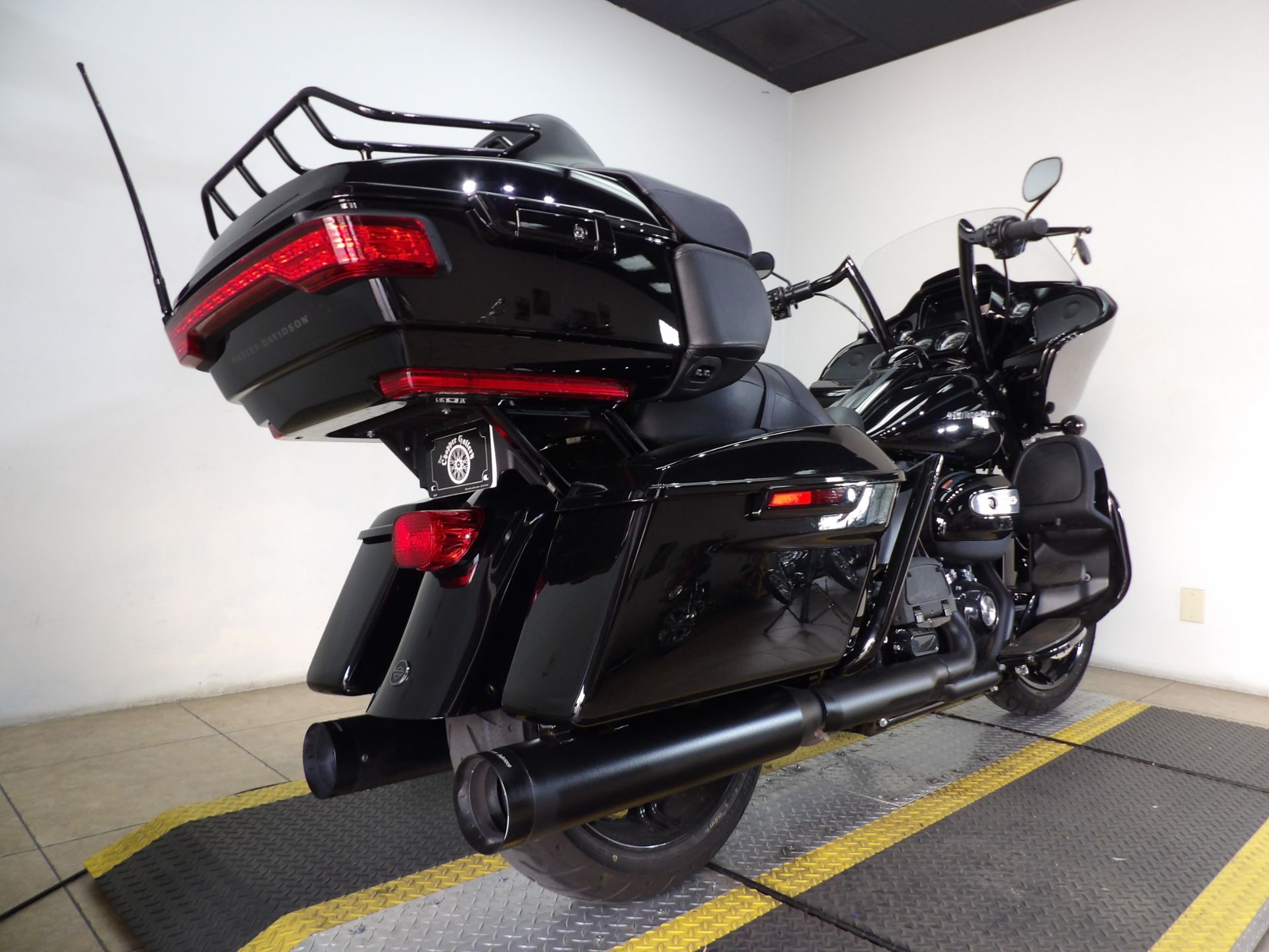 2021 Harley-Davidson Road Glide® Limited in Temecula, California - Photo 35