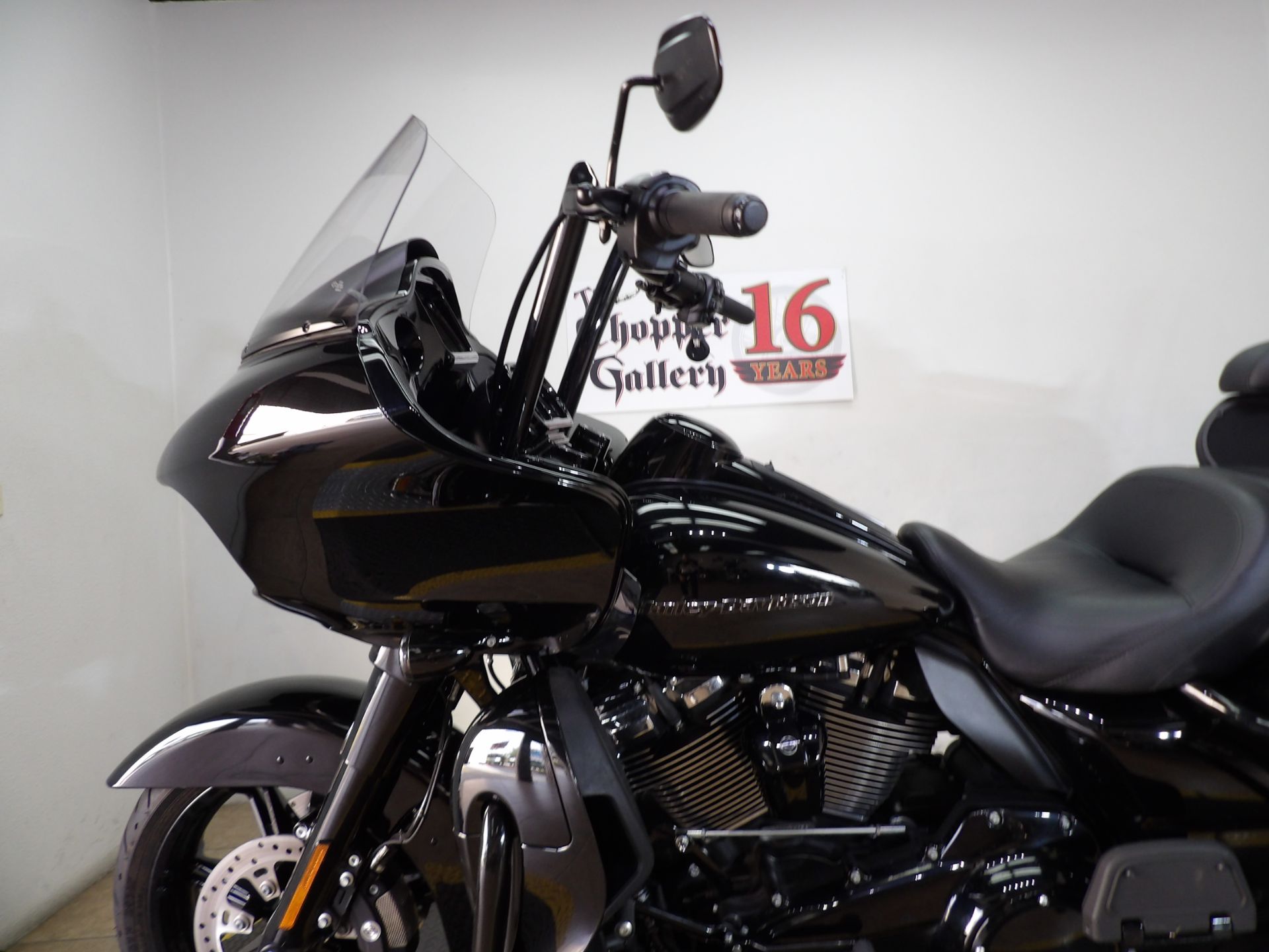 2021 Harley-Davidson Road Glide® Limited in Temecula, California - Photo 4