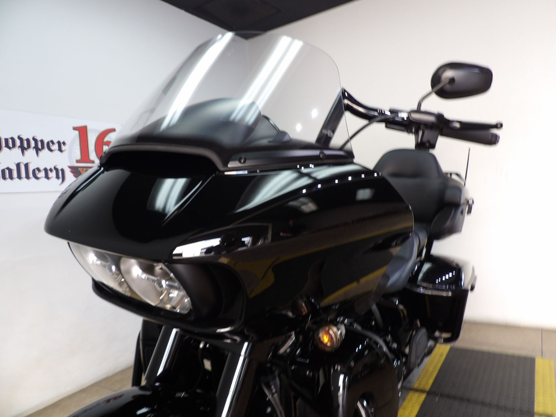 2021 Harley-Davidson Road Glide® Limited in Temecula, California - Photo 8