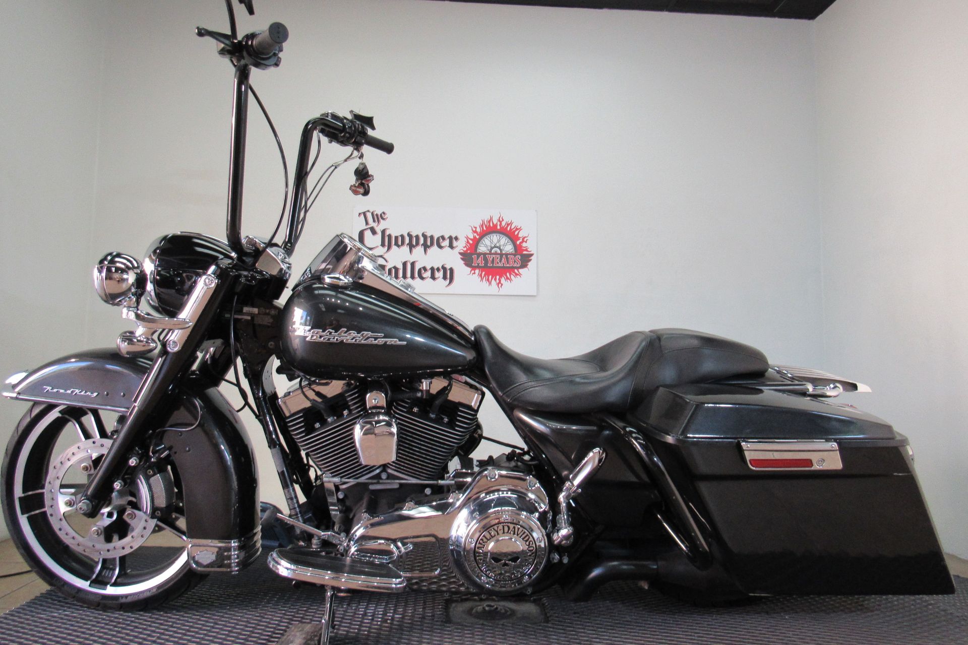 2007 Harley-Davidson Road King® Custom in Temecula, California - Photo 2