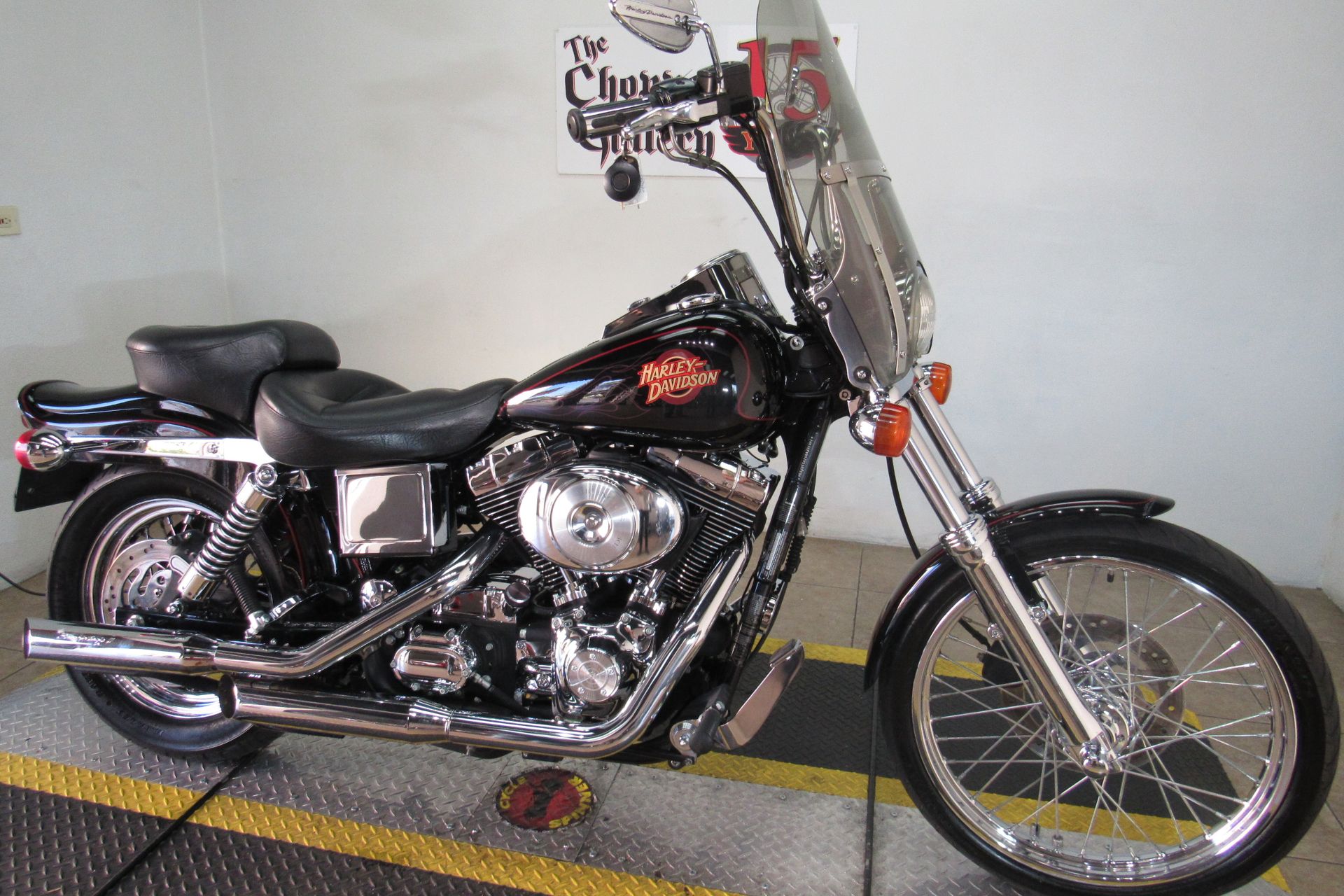 2001 Harley-Davidson FXDWG Dyna Wide Glide® in Temecula, California - Photo 7