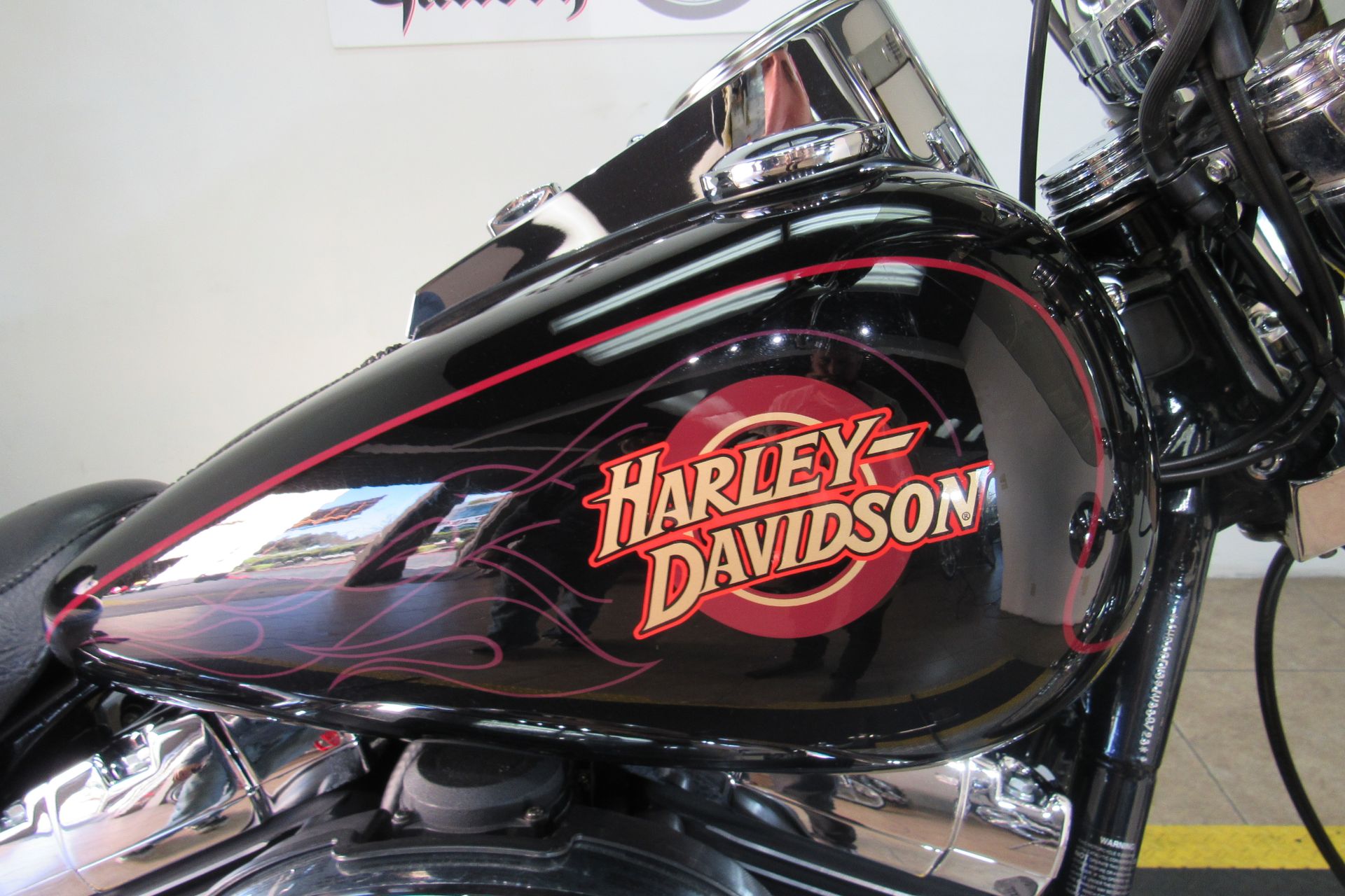 2001 Harley-Davidson FXDWG Dyna Wide Glide® in Temecula, California - Photo 10