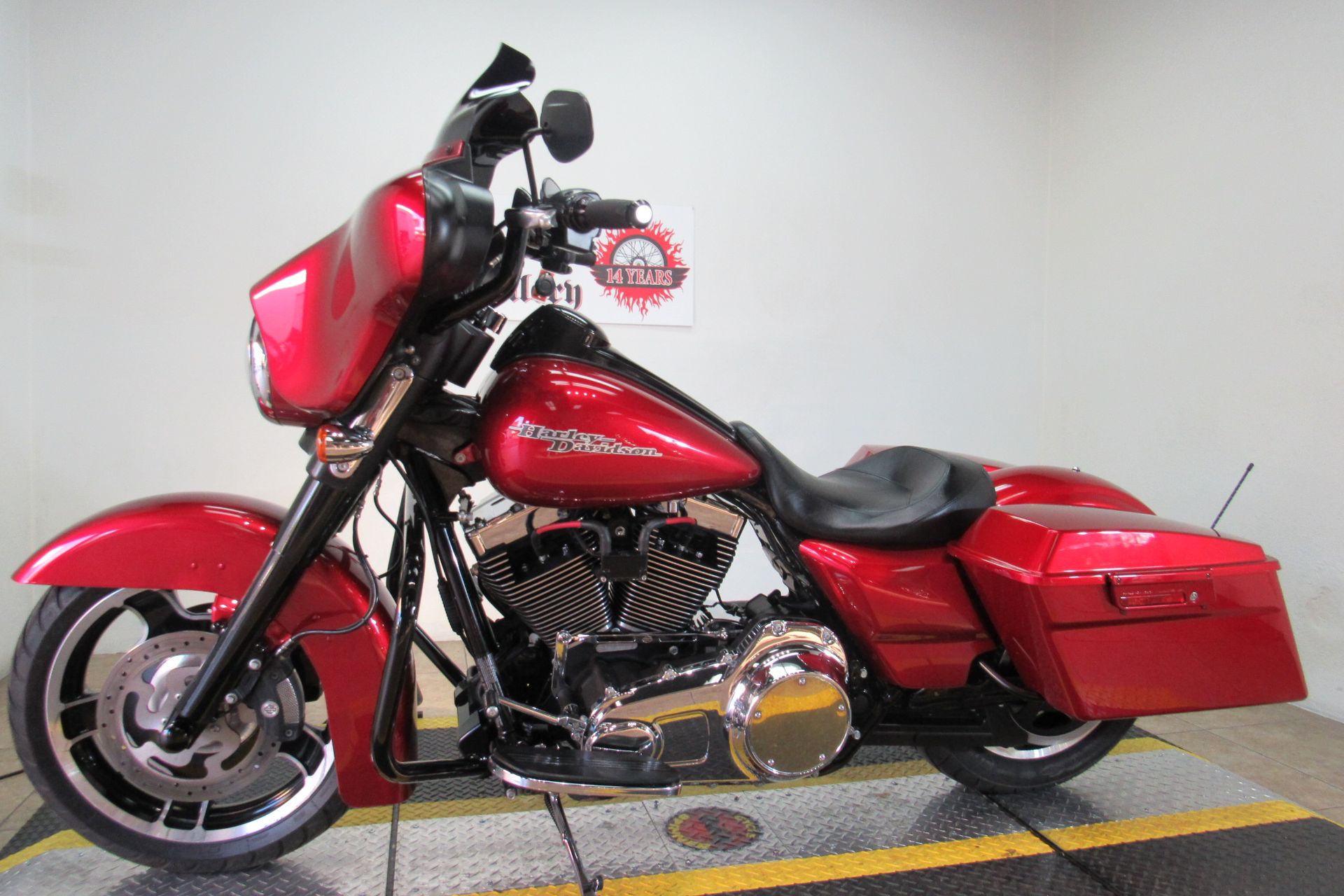 2012 Harley-Davidson Street Glide® in Temecula, California - Photo 4