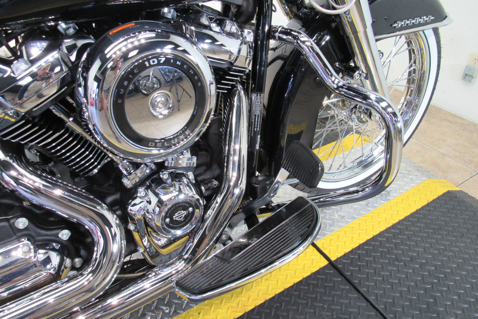 2019 Harley-Davidson Deluxe in Temecula, California - Photo 15