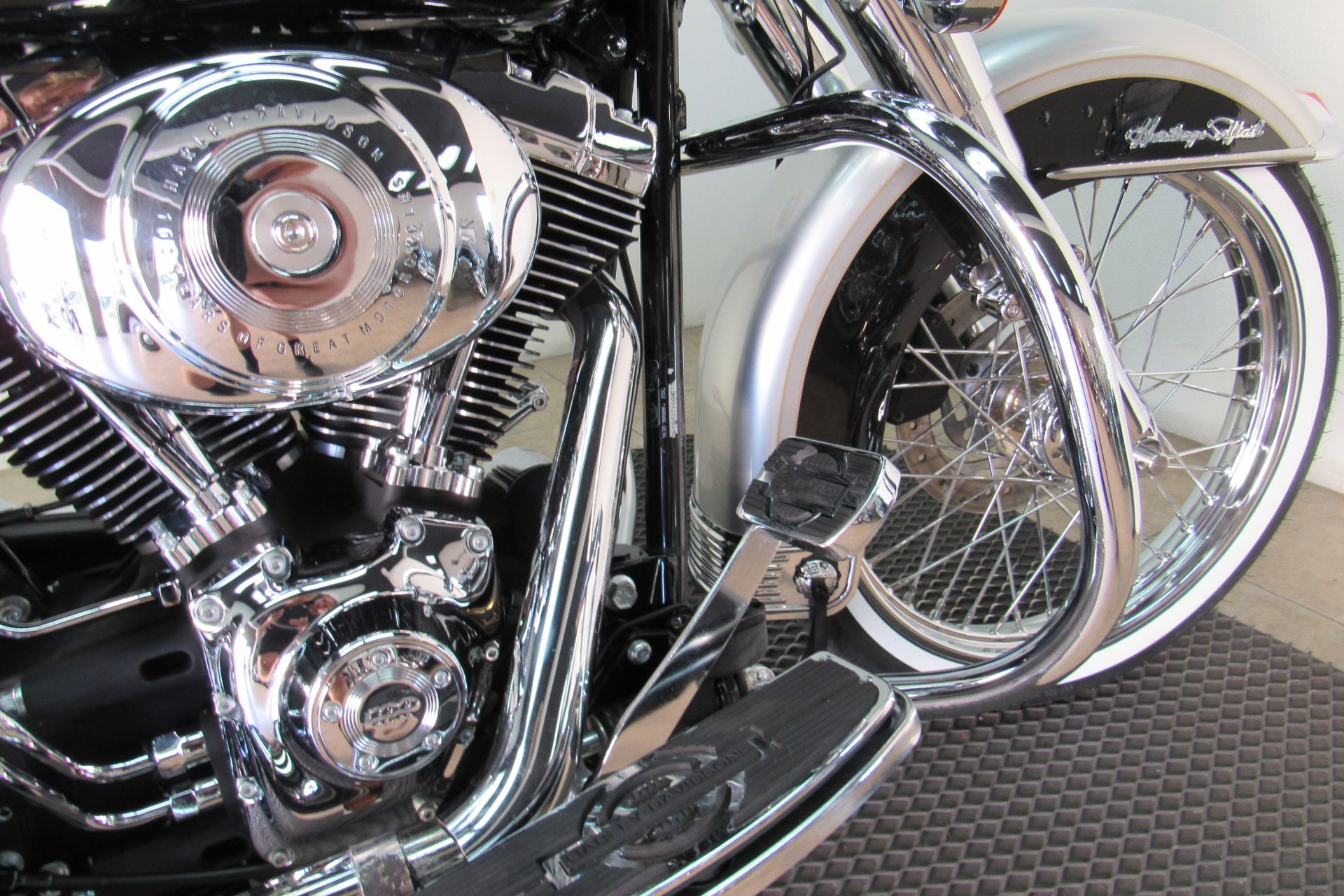 2003 Harley-Davidson Heritage Anniversary in Temecula, California - Photo 13