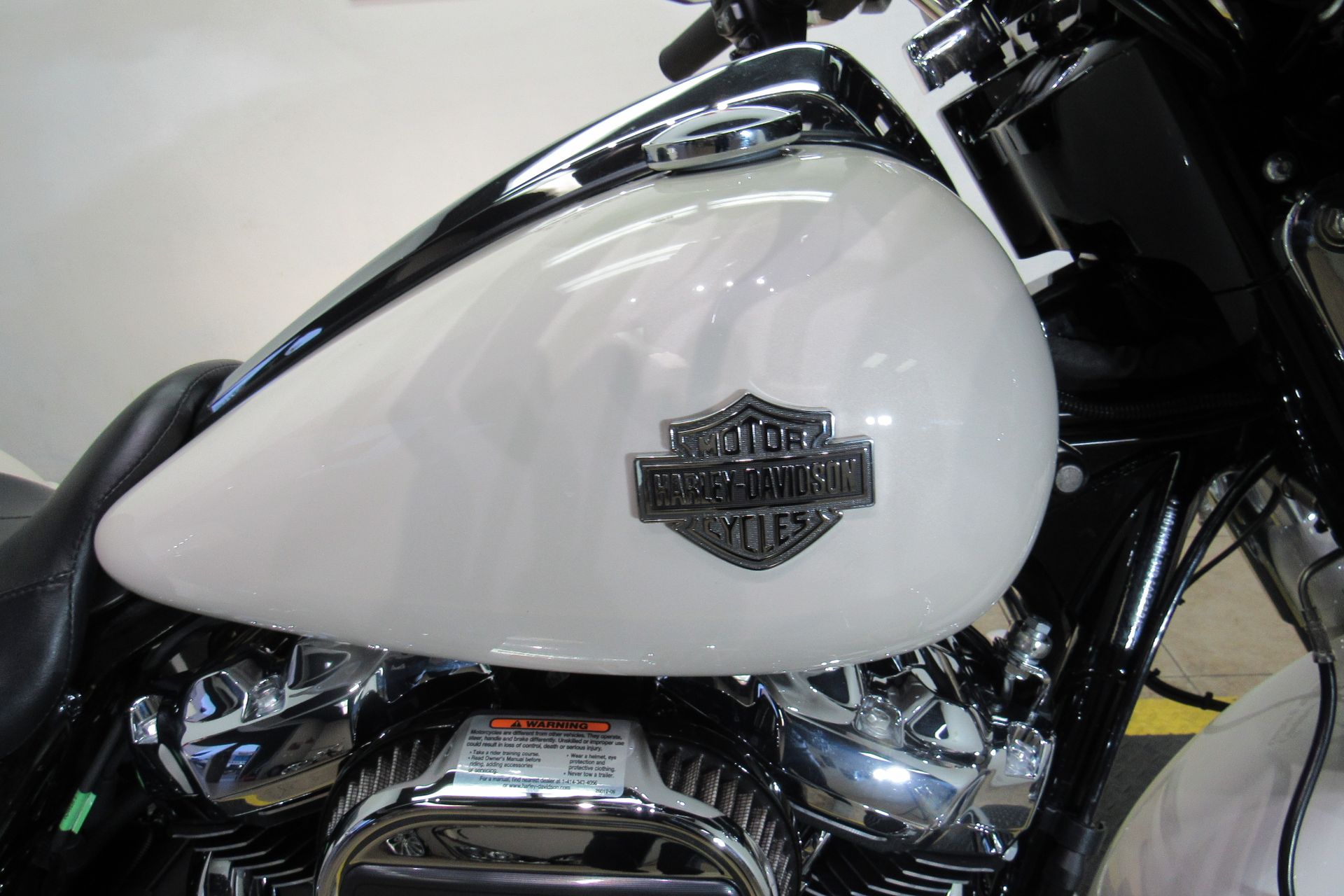 2022 Harley-Davidson Street Glide® Special in Temecula, California - Photo 13