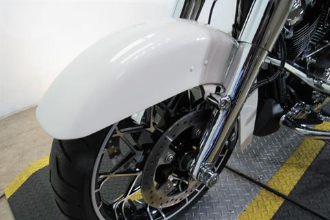 2022 Harley-Davidson Street Glide® Special in Temecula, California - Photo 22