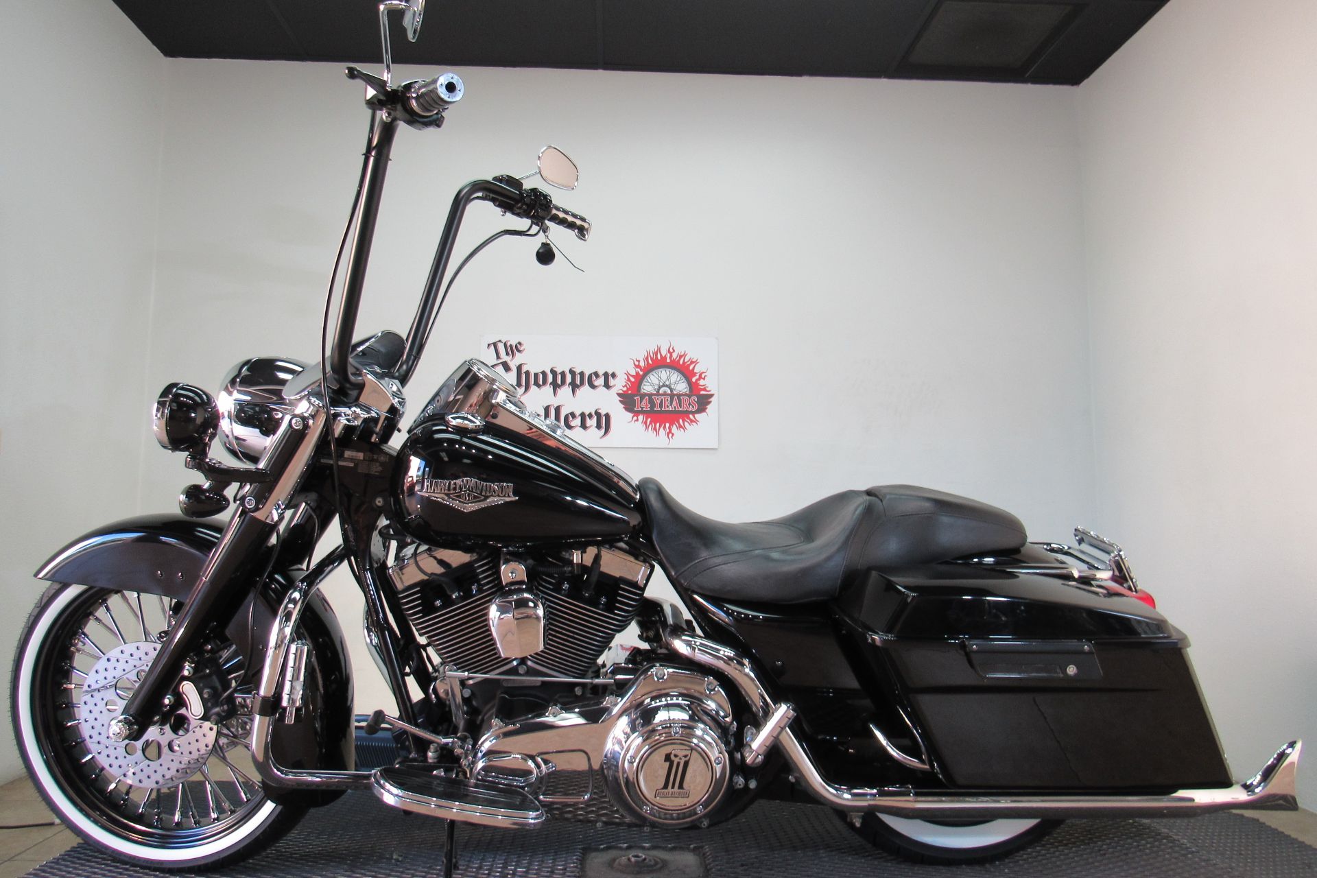 2007 Harley-Davidson FLHRS Road King® Custom in Temecula, California - Photo 2