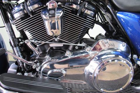 2017 Harley-Davidson Road Glide® Special in Temecula, California - Photo 12