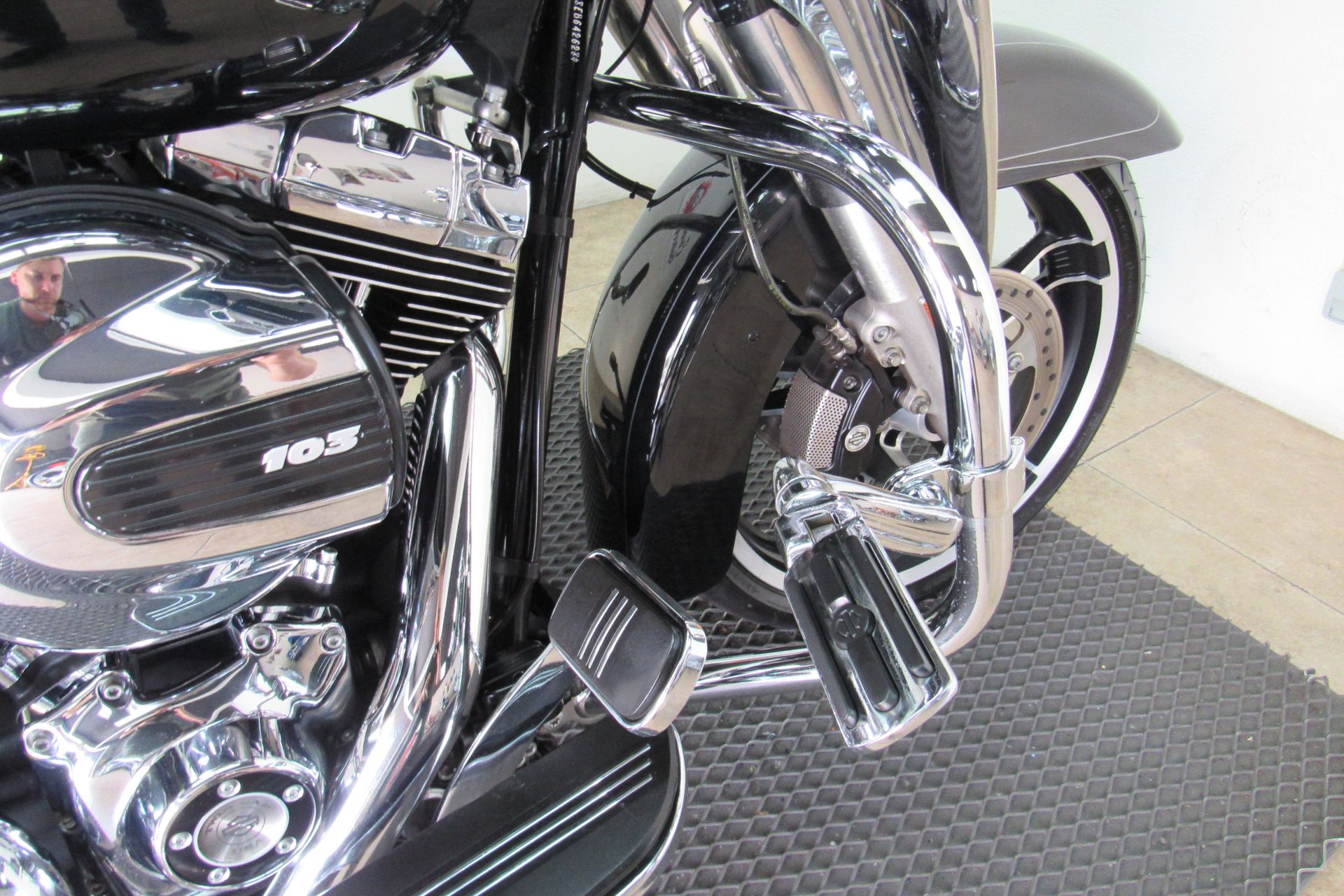 2014 Harley-Davidson Street Glide® Special in Temecula, California - Photo 13