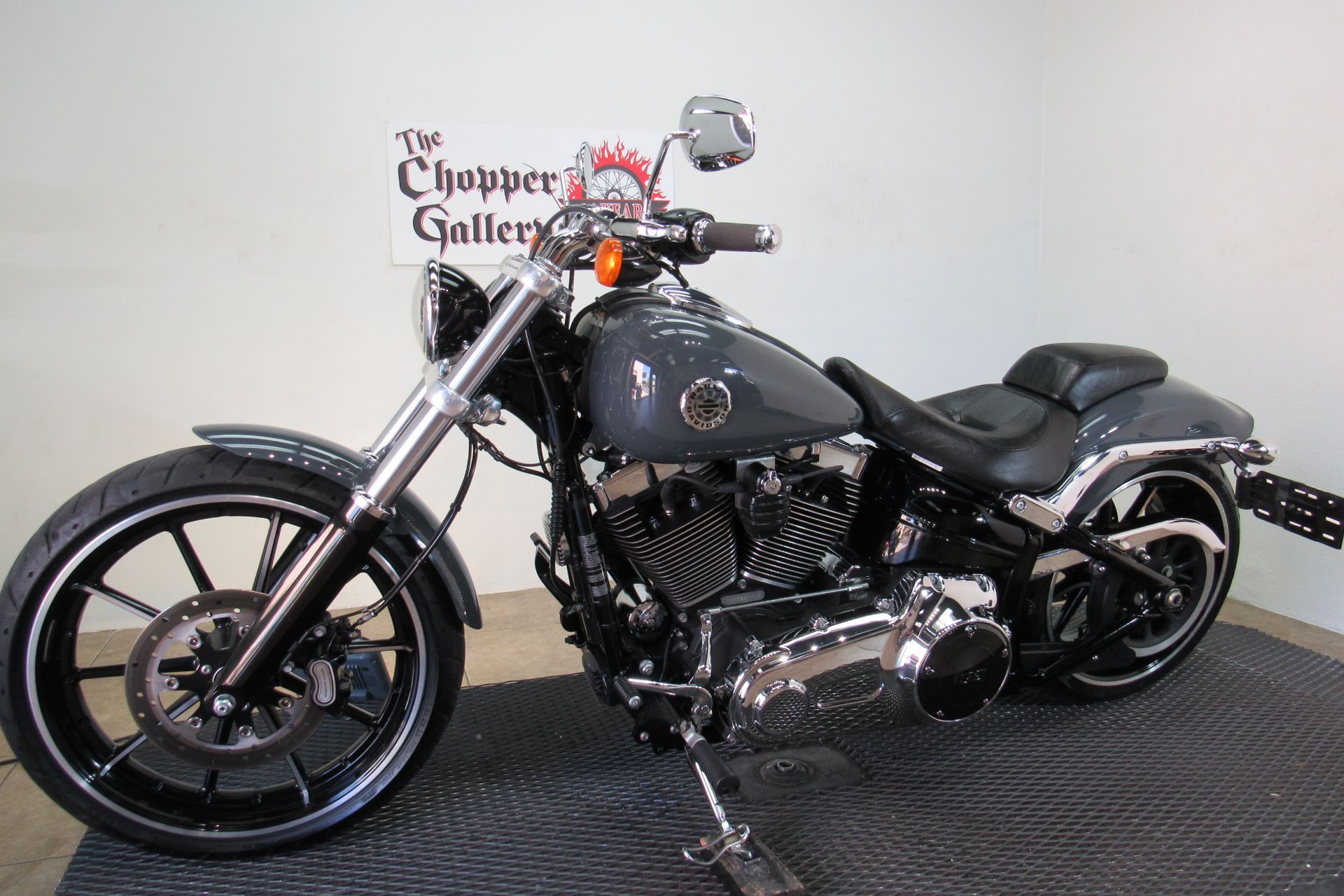 2015 Harley-Davidson Breakout® in Temecula, California - Photo 4