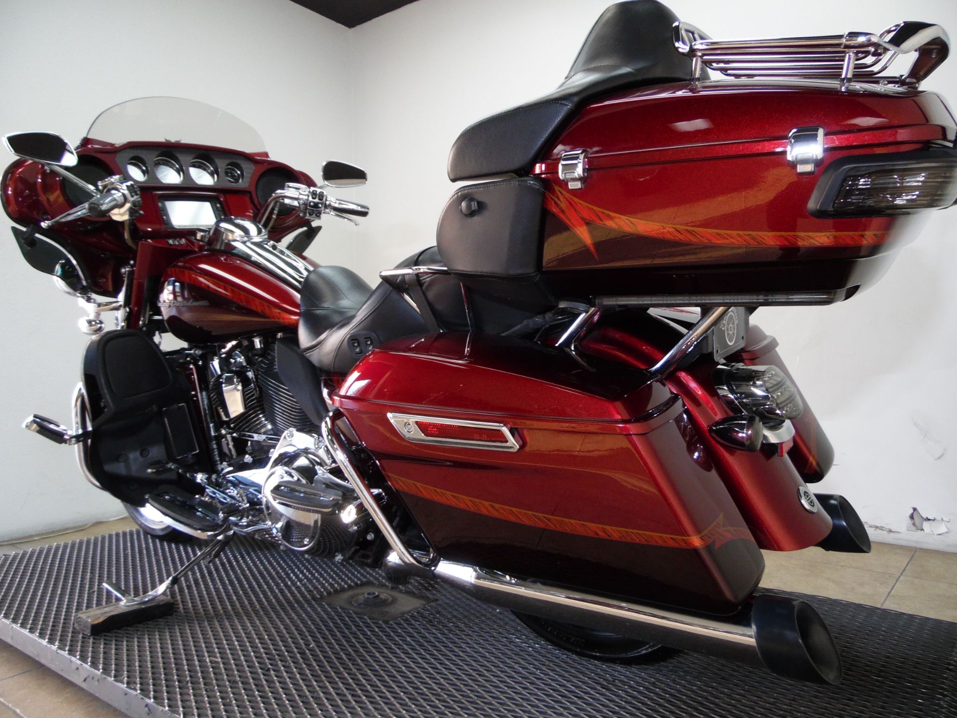 2014 Harley-Davidson CVO™ Limited in Temecula, California - Photo 35
