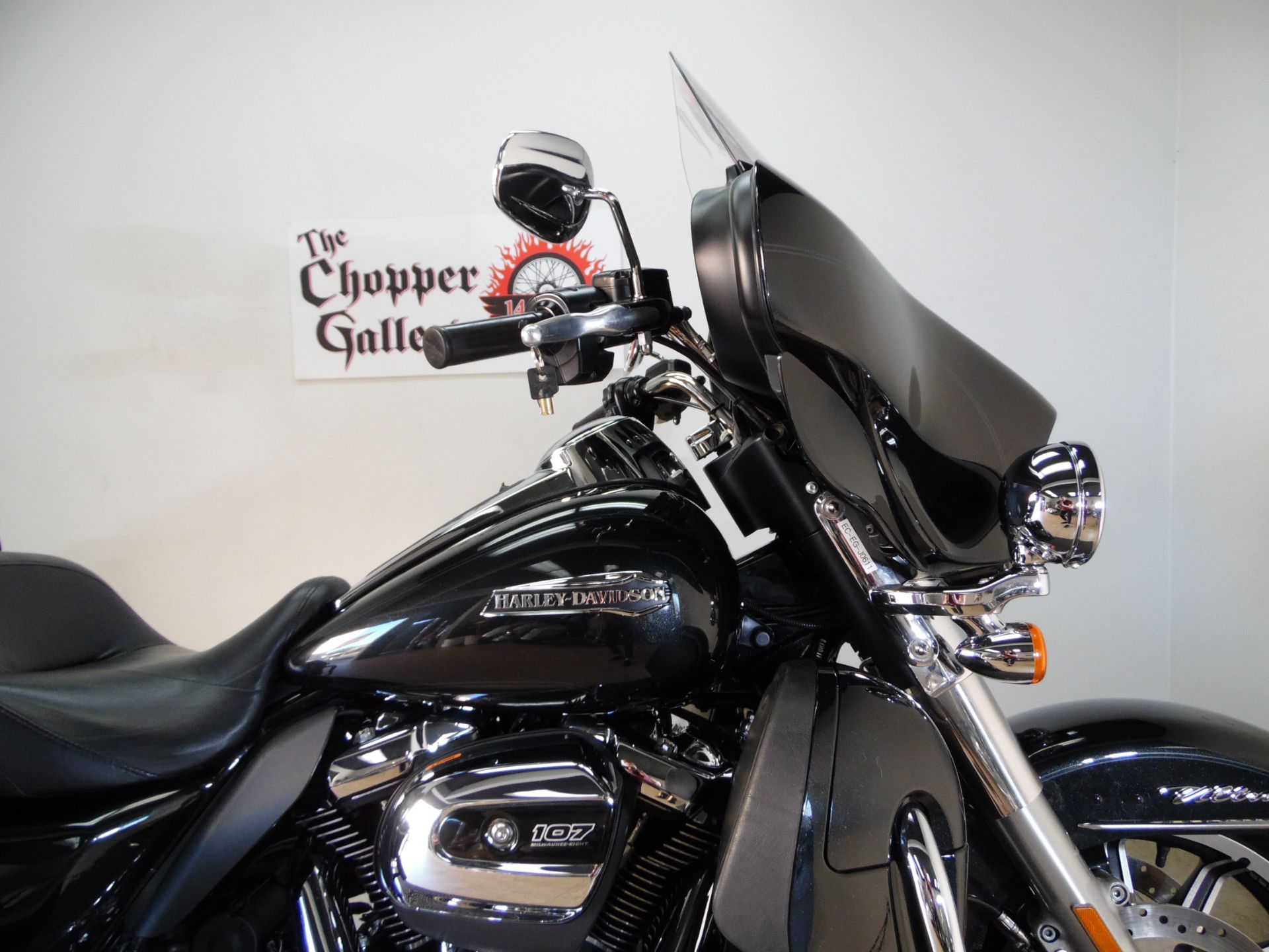 2018 Harley-Davidson Electra Glide® Ultra Classic® in Temecula, California - Photo 9