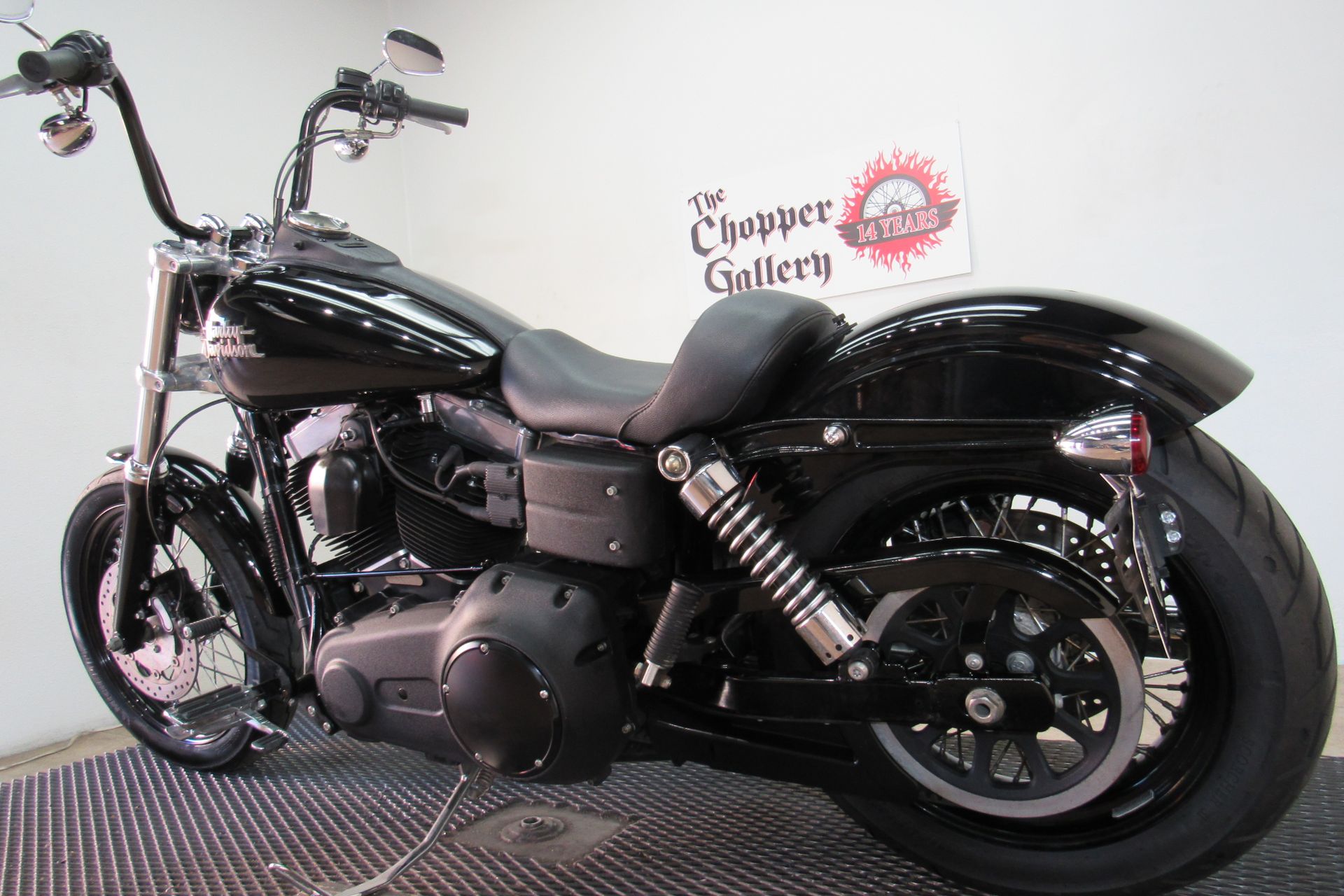2010 Harley-Davidson Dyna® Street Bob® in Temecula, California - Photo 30