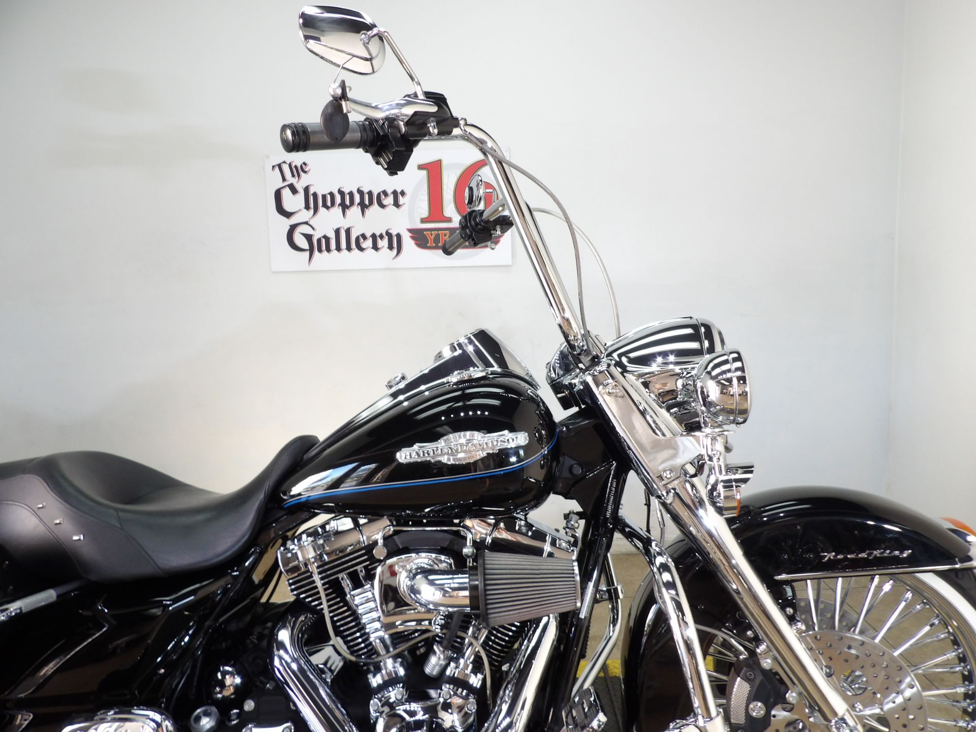 2009 Harley-Davidson Road King®  - Shrine in Temecula, California - Photo 3