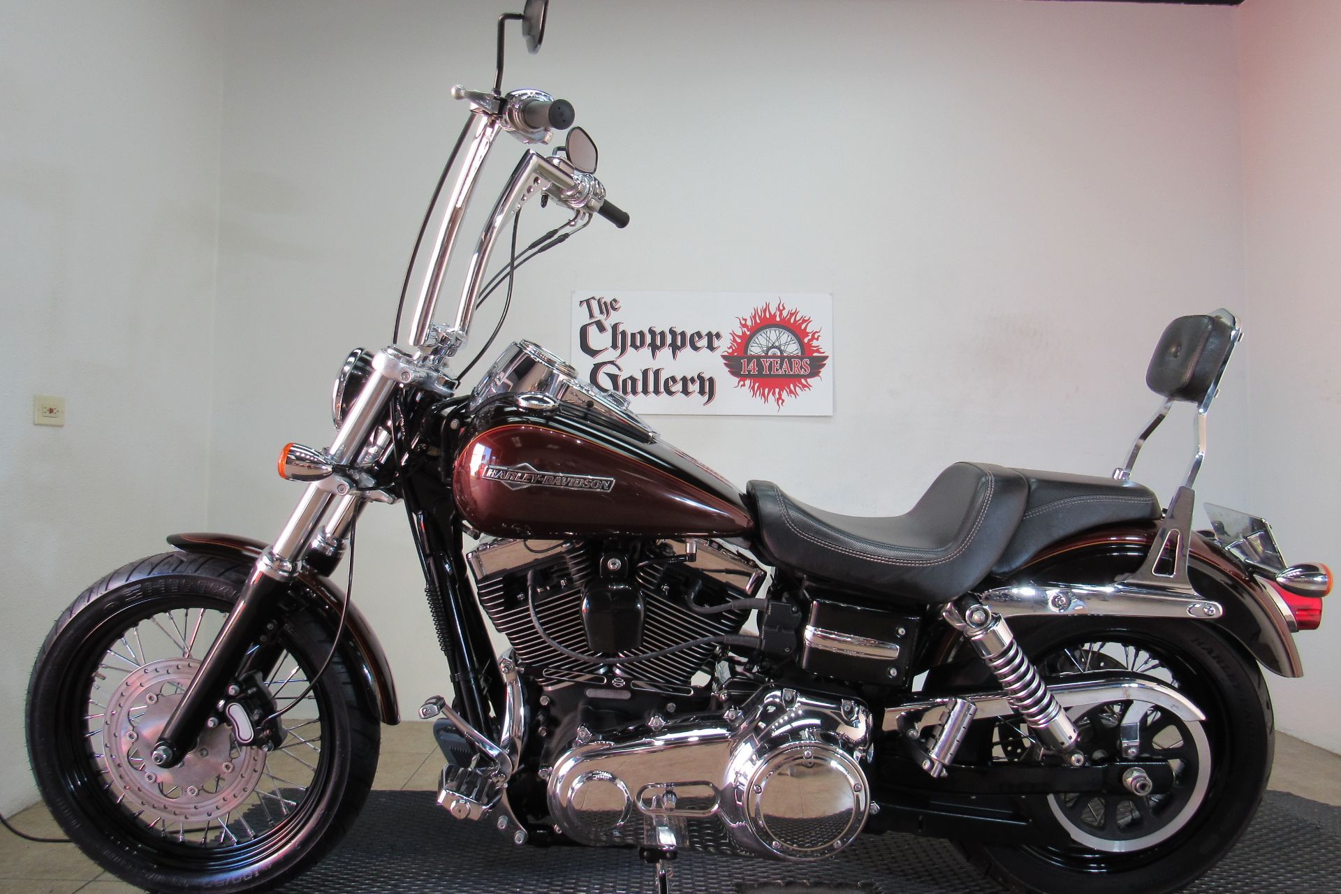 2011 Harley-Davidson Dyna® Super Glide® Custom in Temecula, California - Photo 2