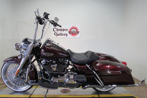 2018 Harley-Davidson Road King® in Temecula, California - Photo 2