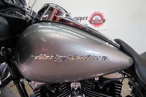 2016 Harley-Davidson Road Glide® in Temecula, California - Photo 8