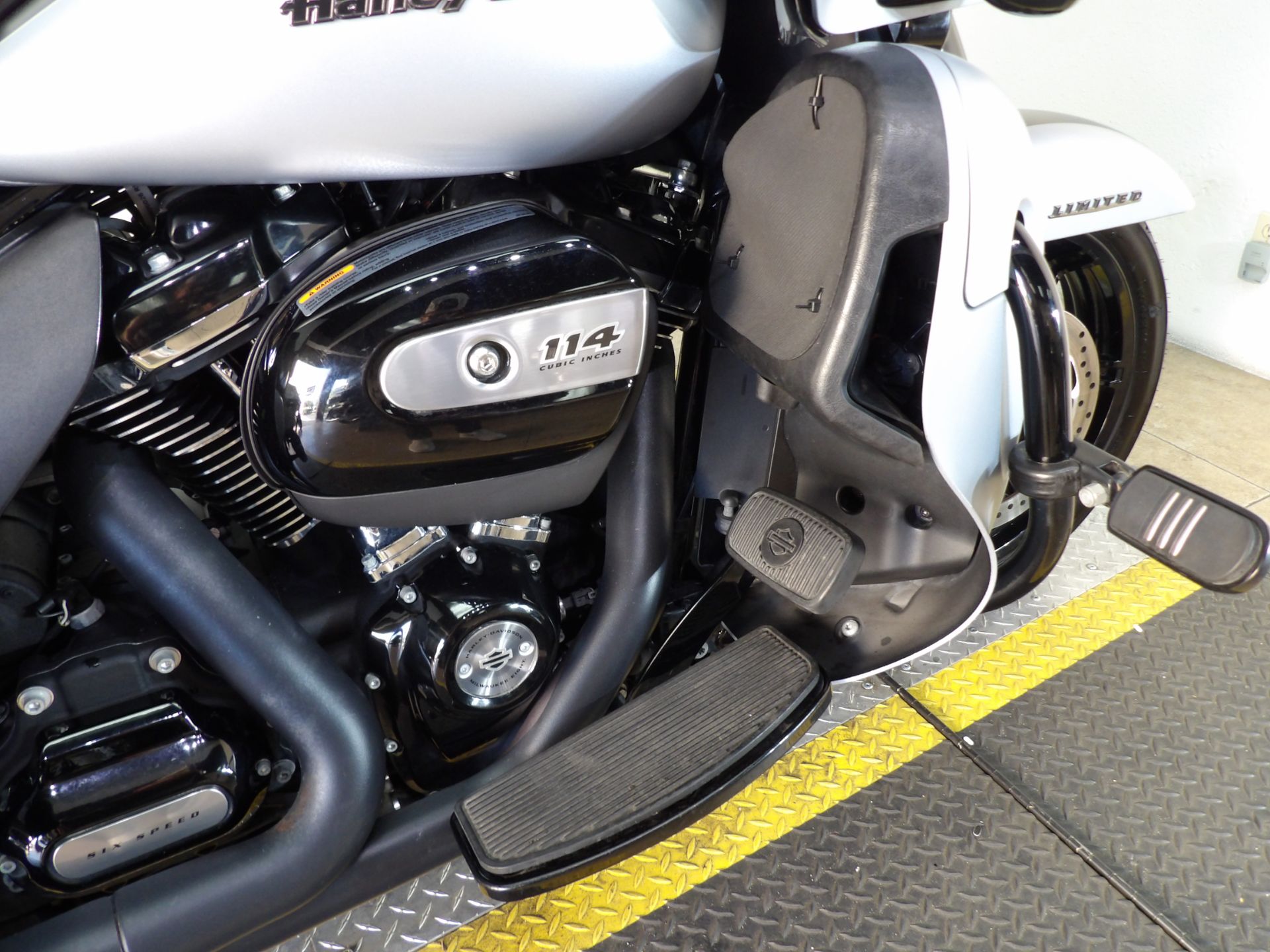 2020 Harley-Davidson Road Glide® Limited in Temecula, California - Photo 17