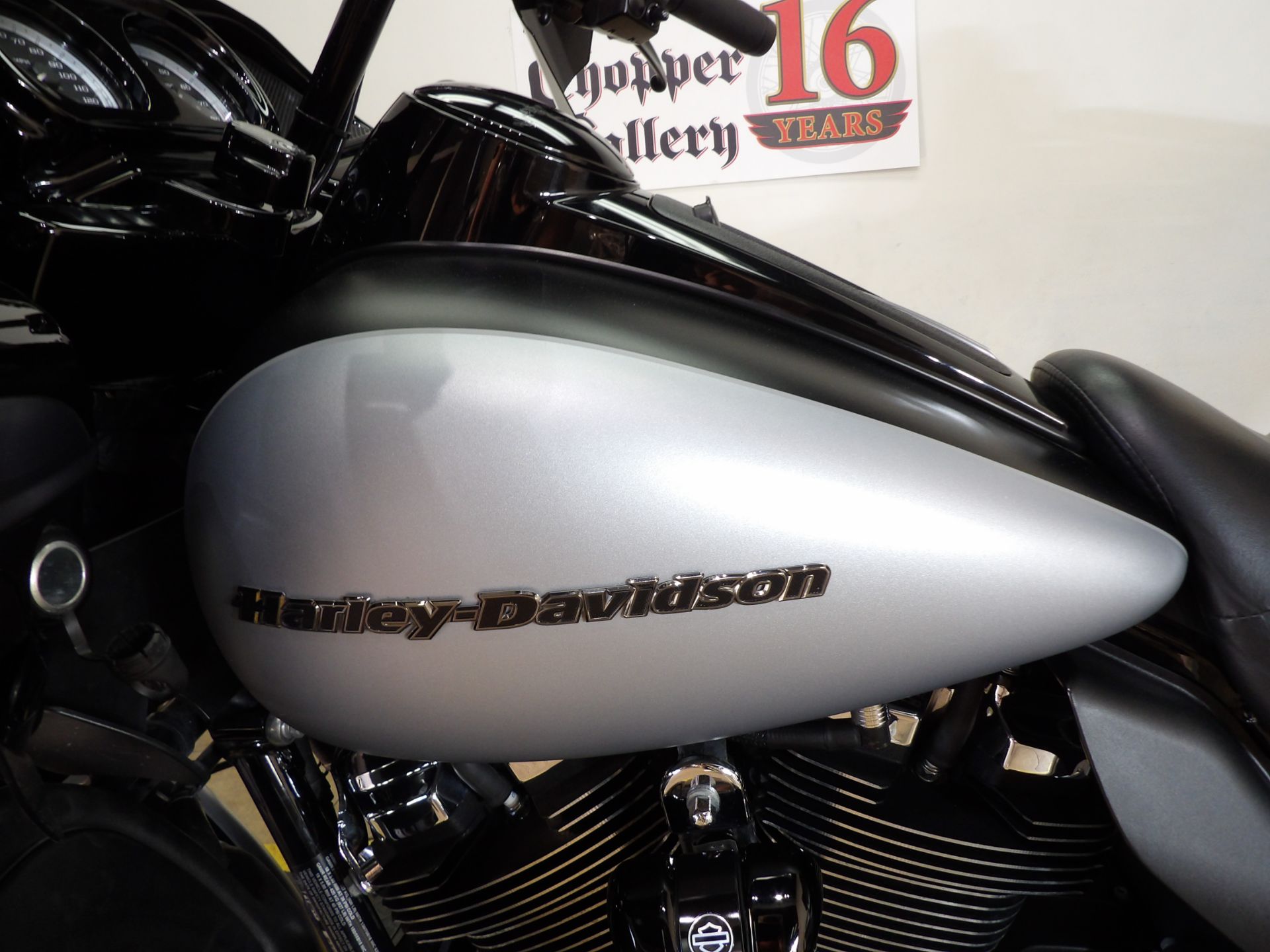 2020 Harley-Davidson Road Glide® Limited in Temecula, California - Photo 12